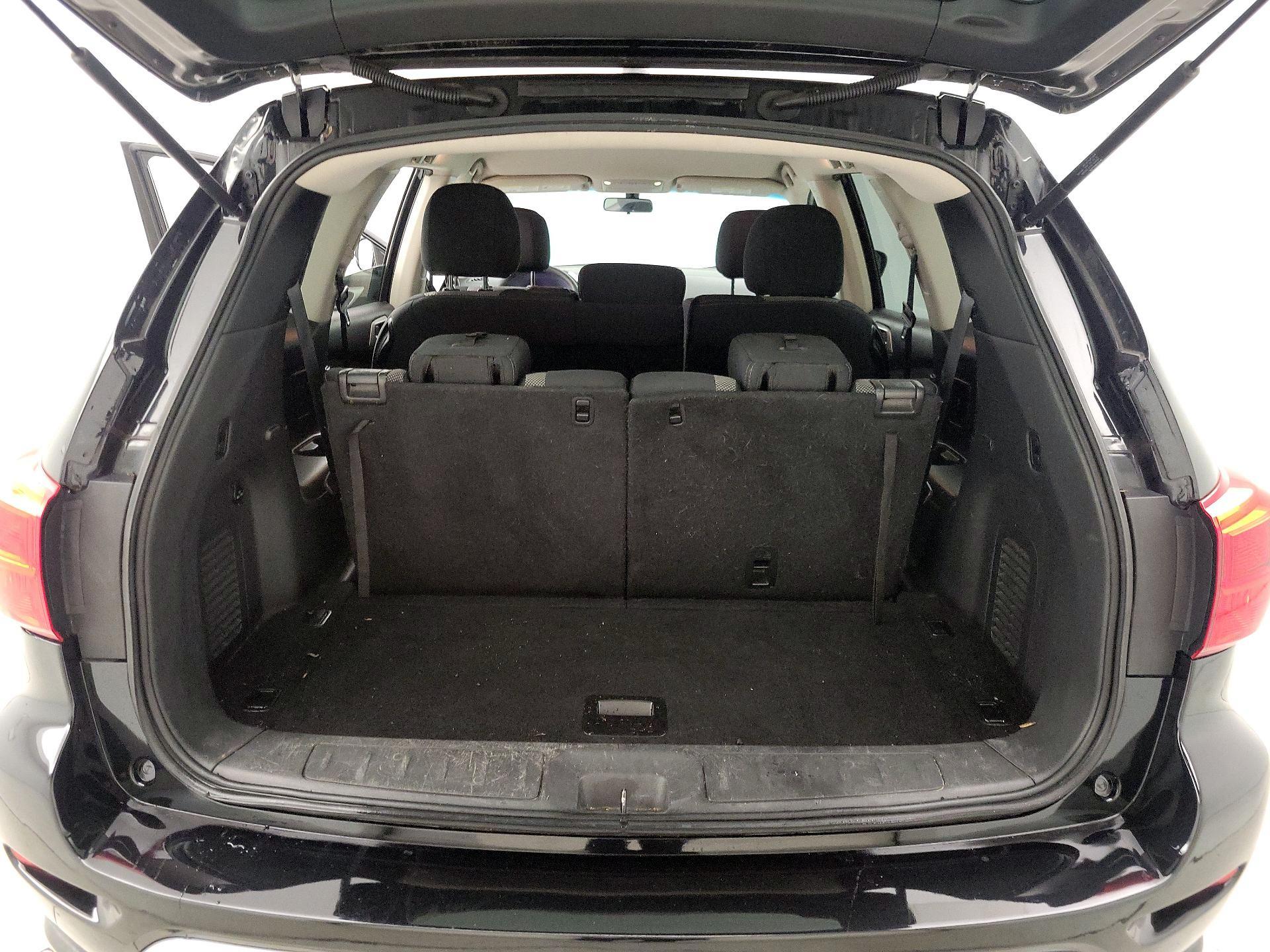 Thumbnail: 2017 Nissan Pathfinder - 19