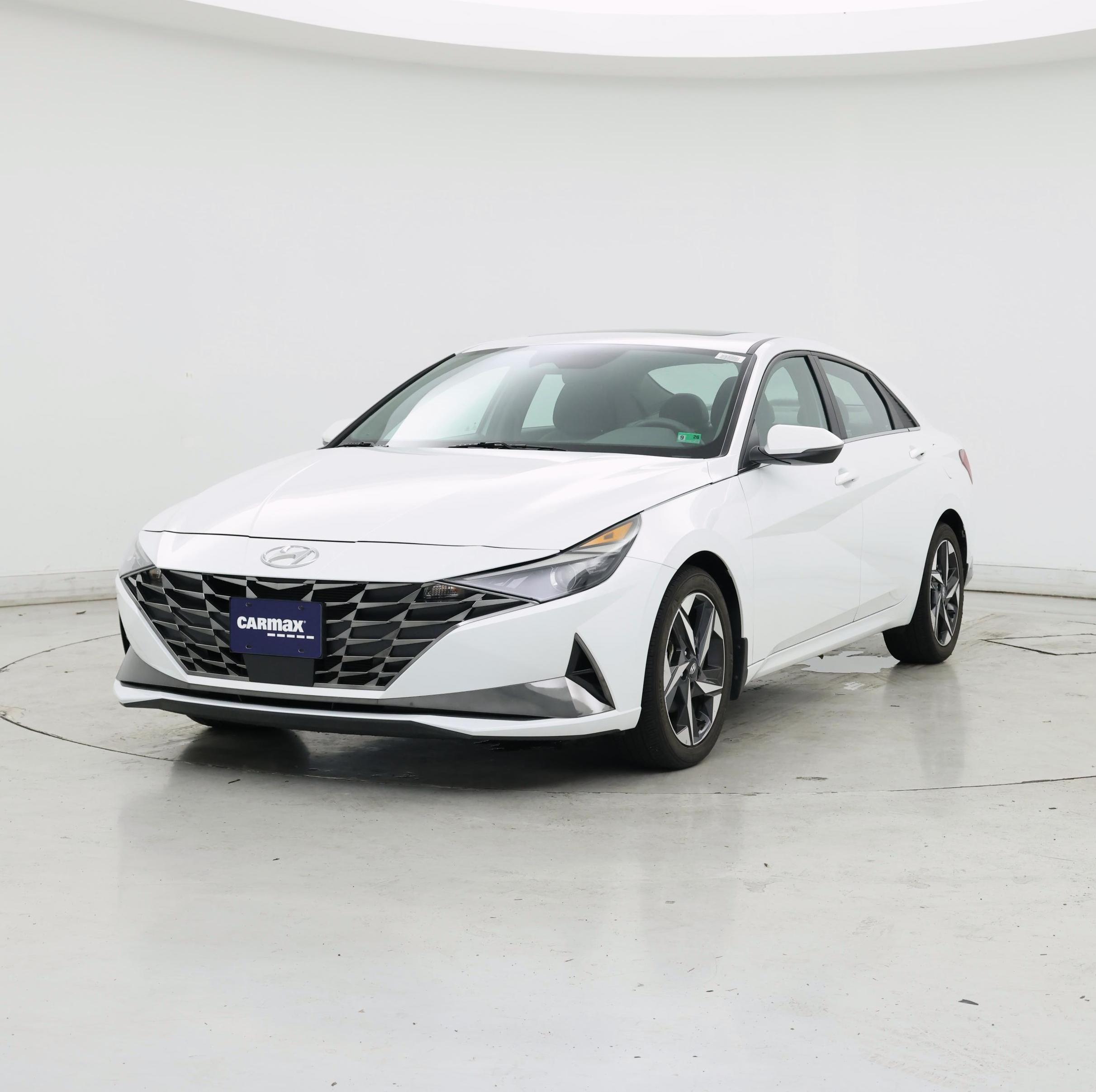 Thumbnail: 2022 Hyundai Elantra - 4
