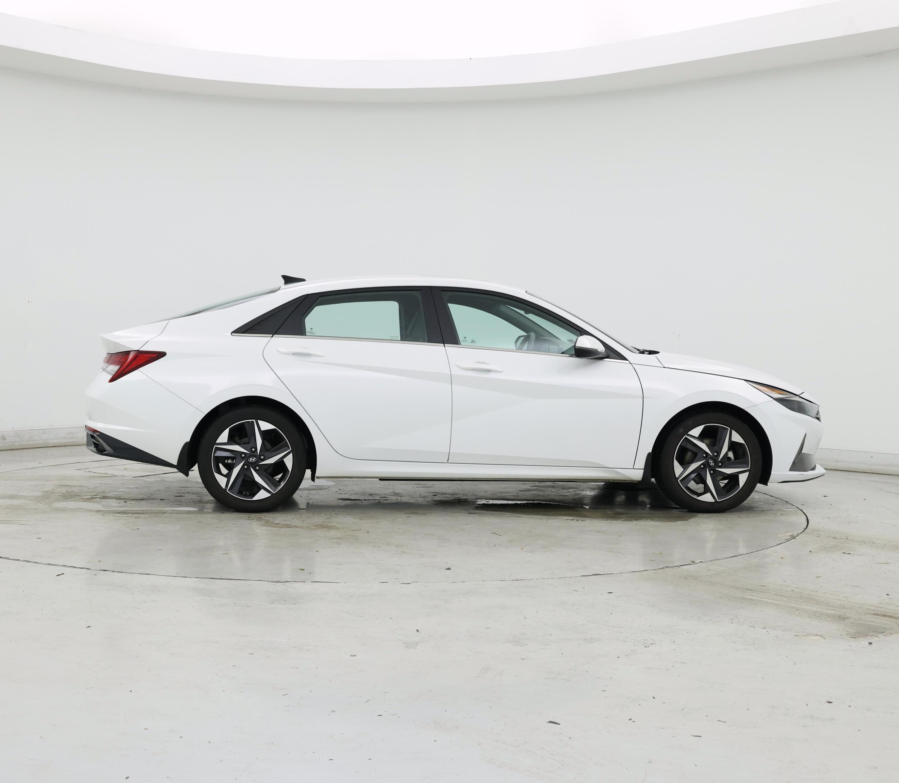 Thumbnail: 2022 Hyundai Elantra - 7
