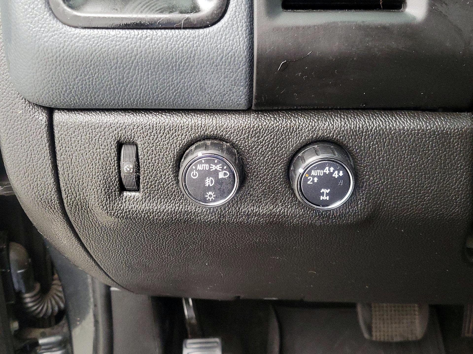 Thumbnail: 2017 Chevrolet Colorado - 13