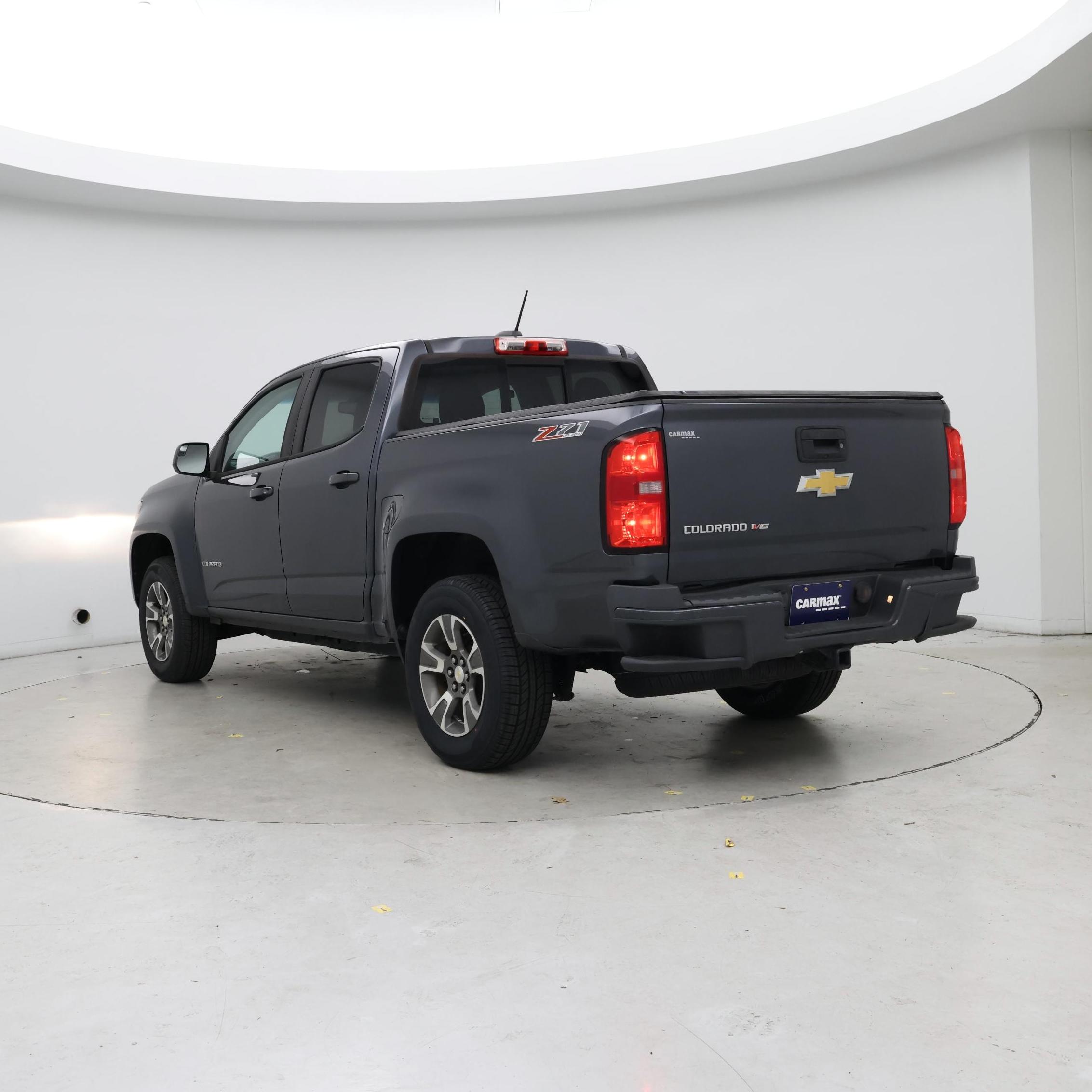 Thumbnail: 2017 Chevrolet Colorado - 2