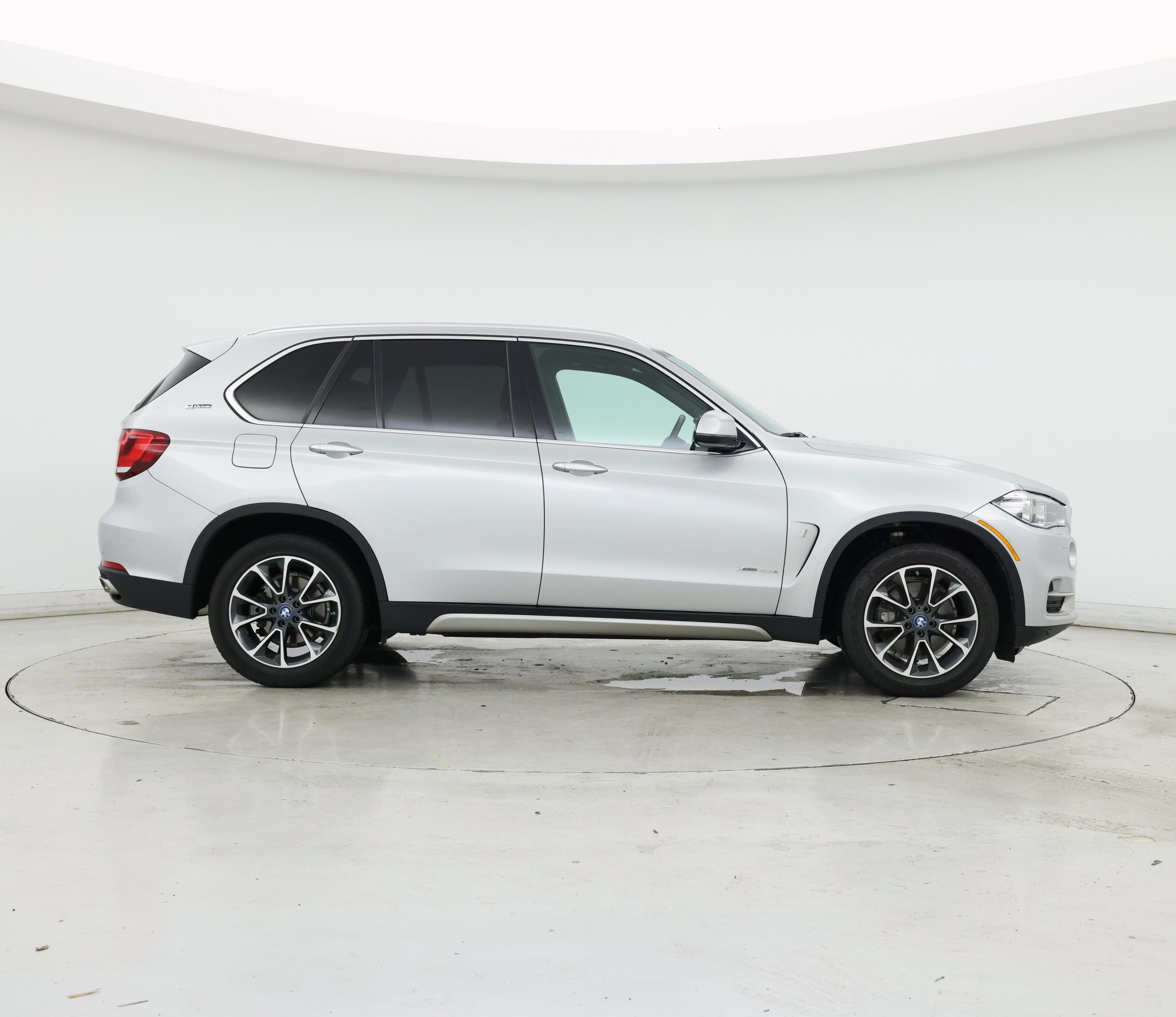 Thumbnail: 2017 BMW X5 - 7