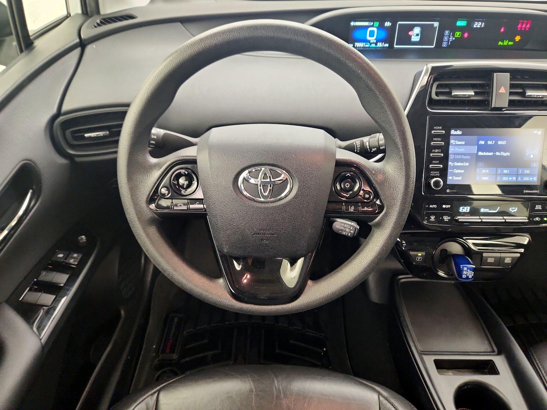 Thumbnail: 2022 Toyota Prius - 10