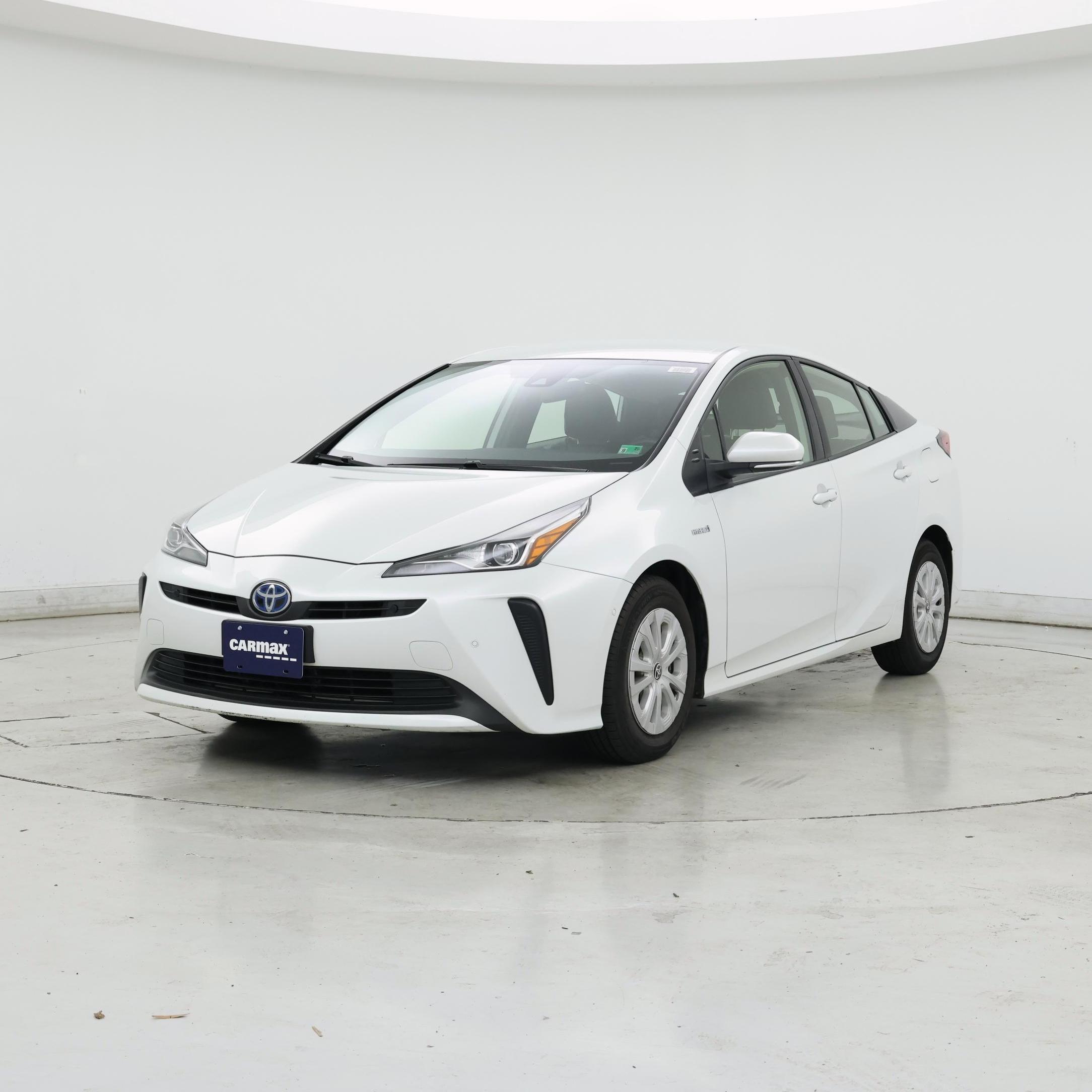Thumbnail: 2022 Toyota Prius - 4