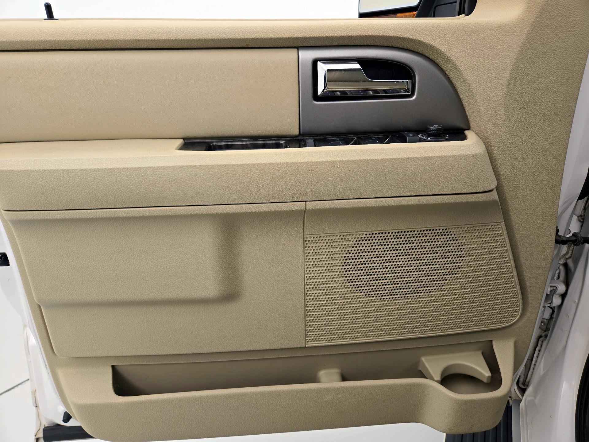 Thumbnail: 2015 Ford Expedition EL - 12