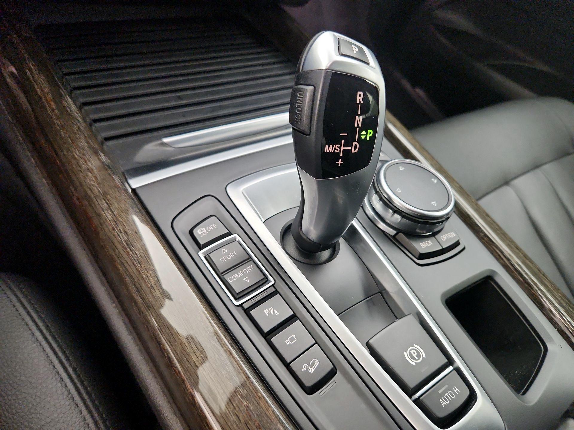 Thumbnail: 2016 BMW X5 - 18