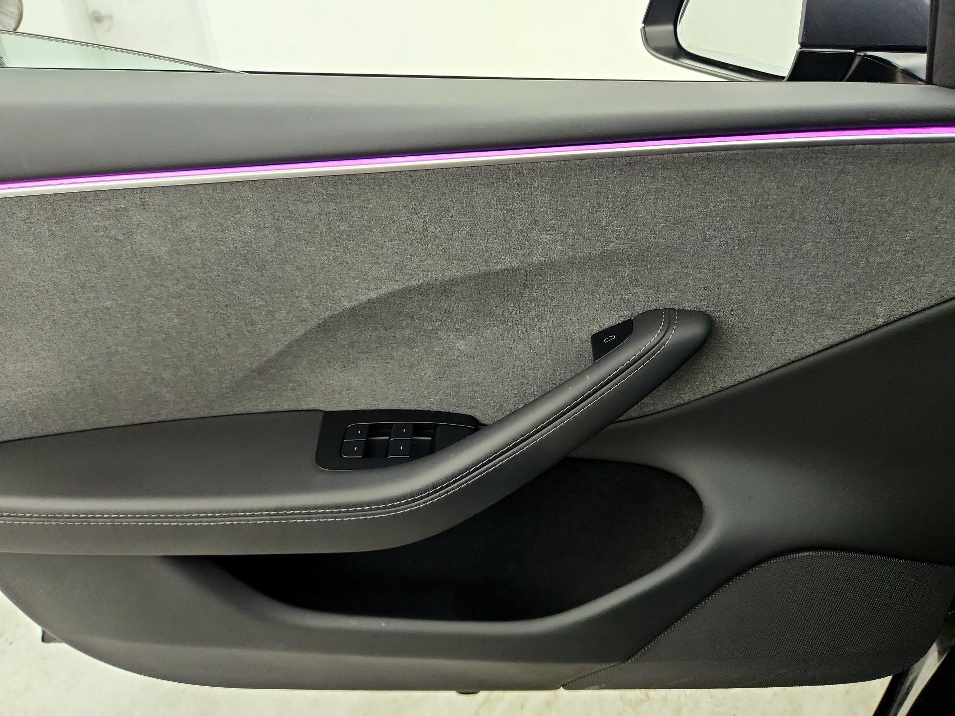 Thumbnail: 2025 Tesla Model 3 - 12