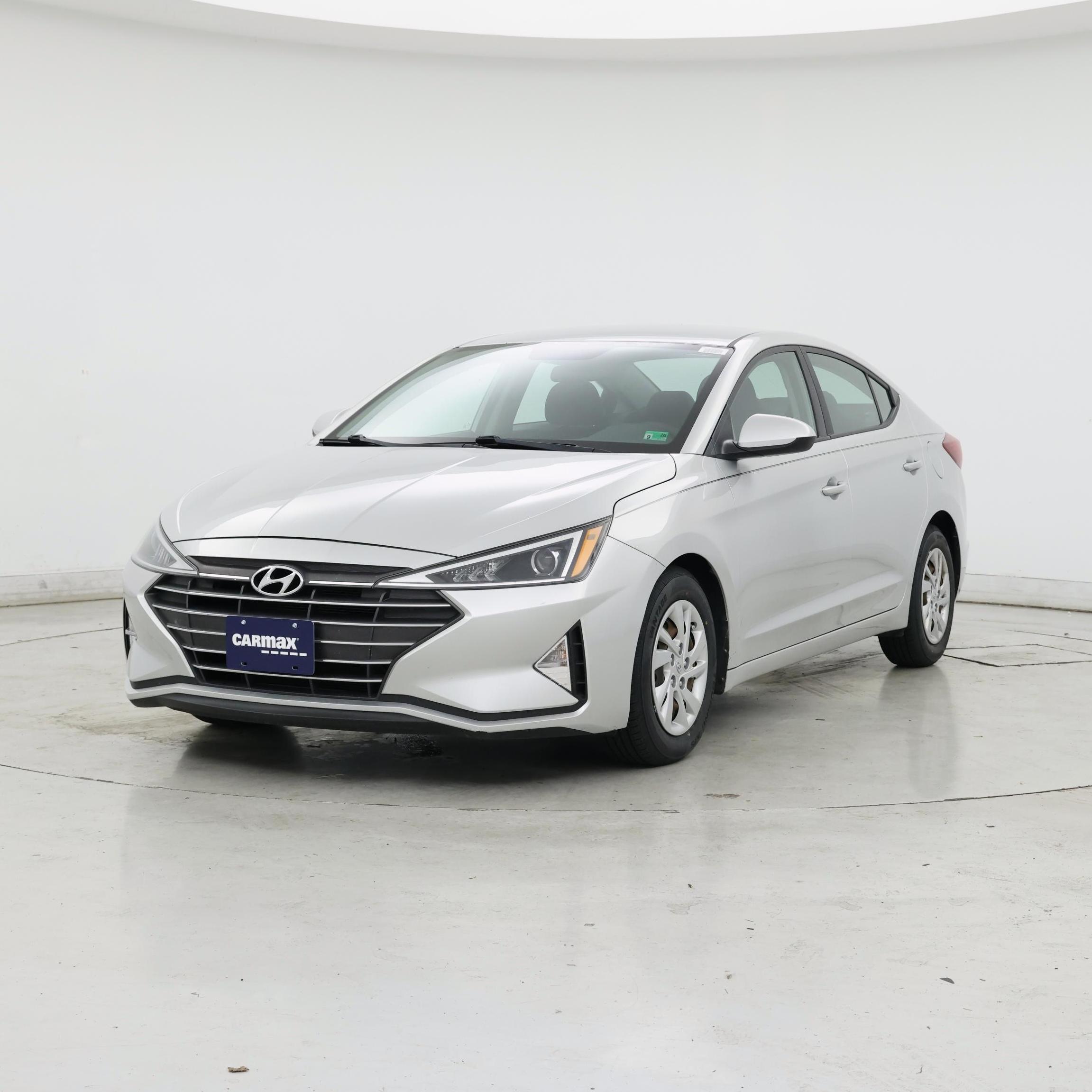 Thumbnail: 2019 Hyundai Elantra - 4
