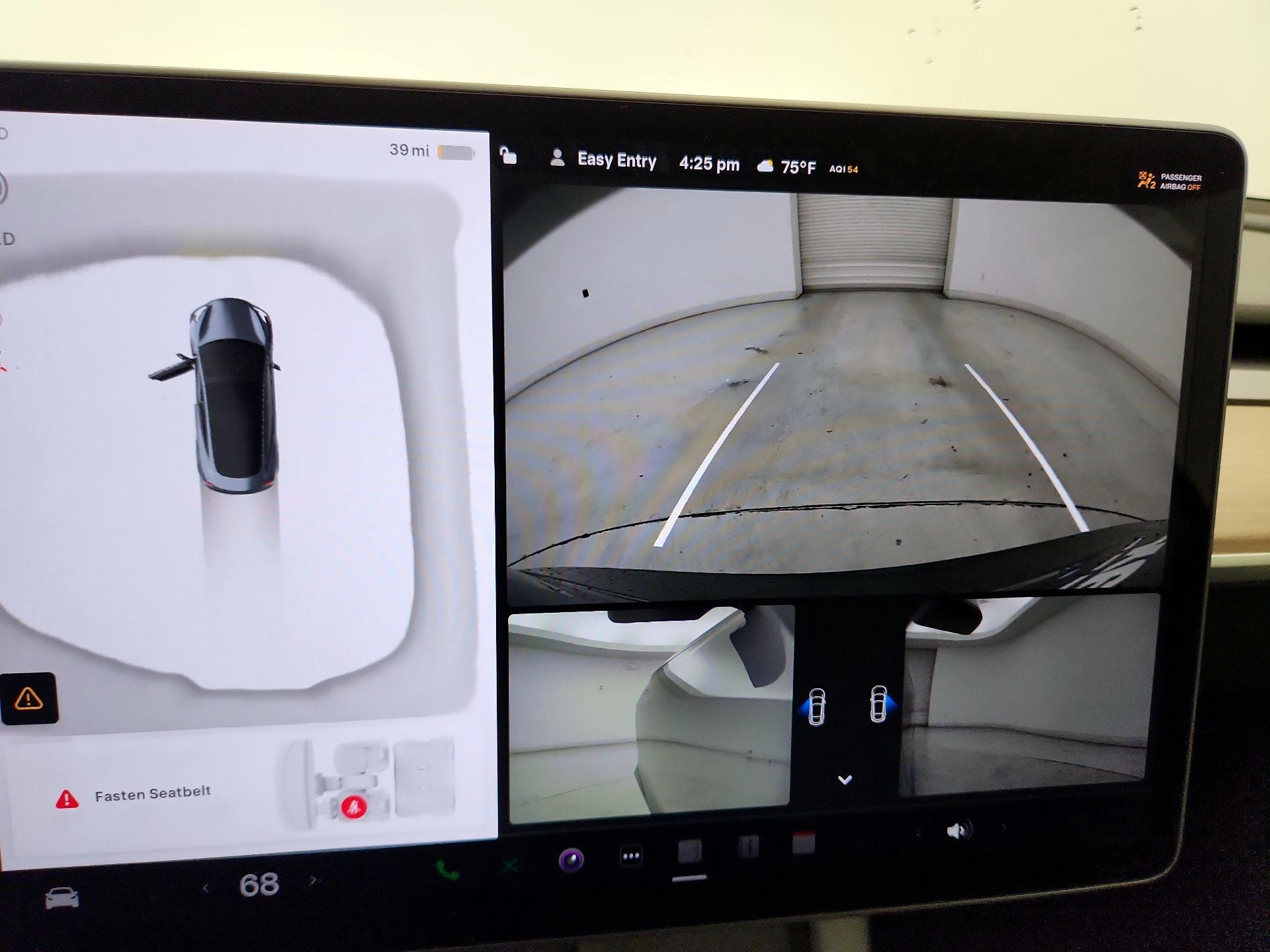 Thumbnail: 2023 Tesla Model 3 - 14