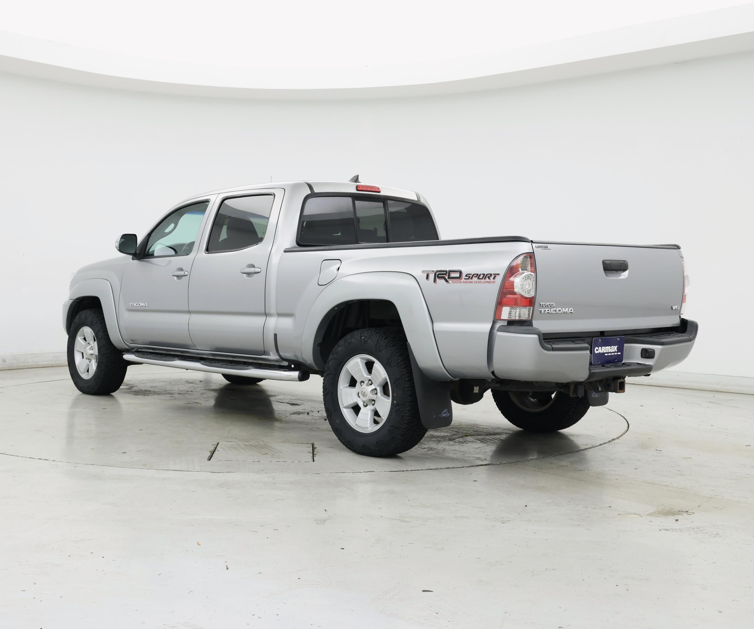 Thumbnail: 2015 Toyota Tacoma - 2