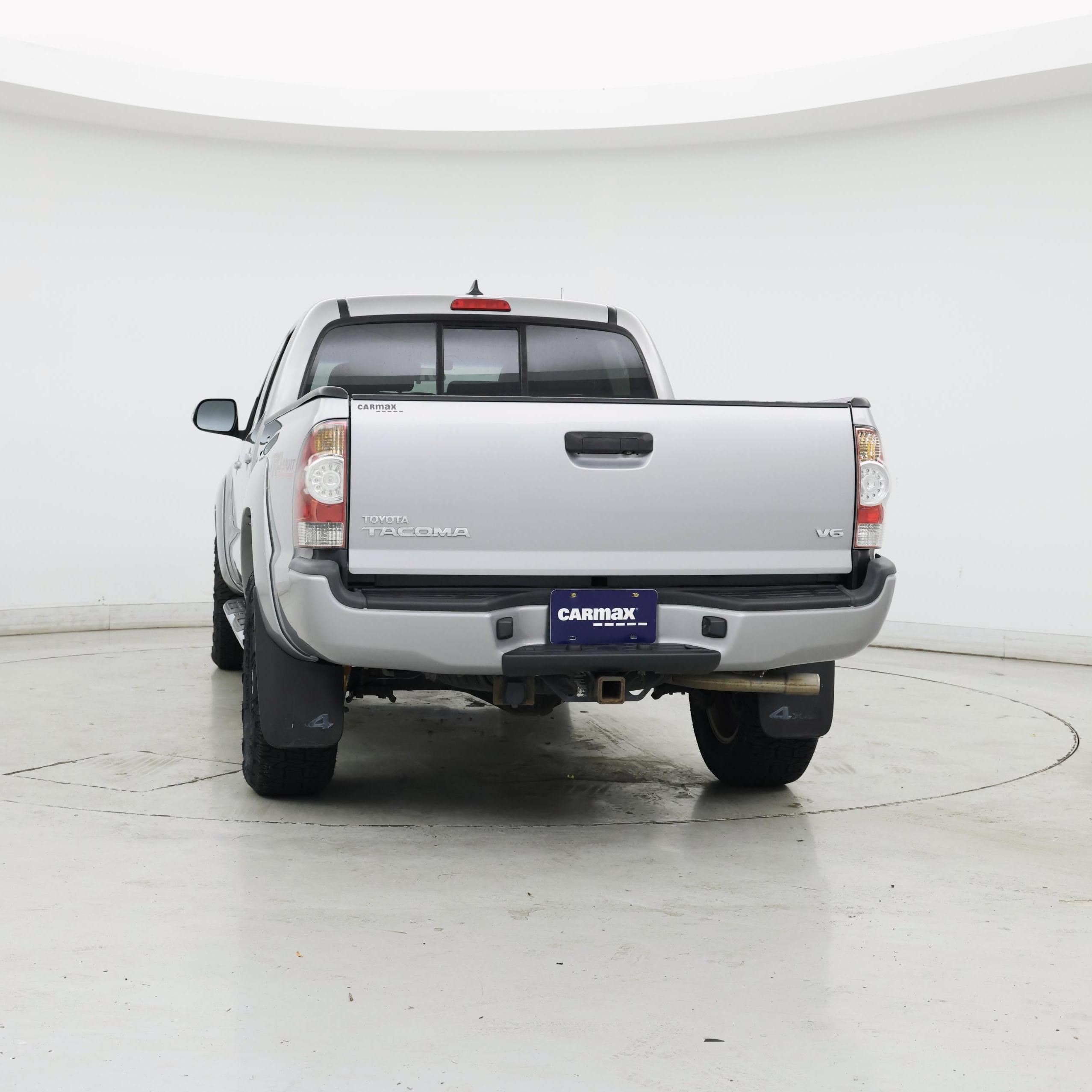 Thumbnail: 2015 Toyota Tacoma - 6