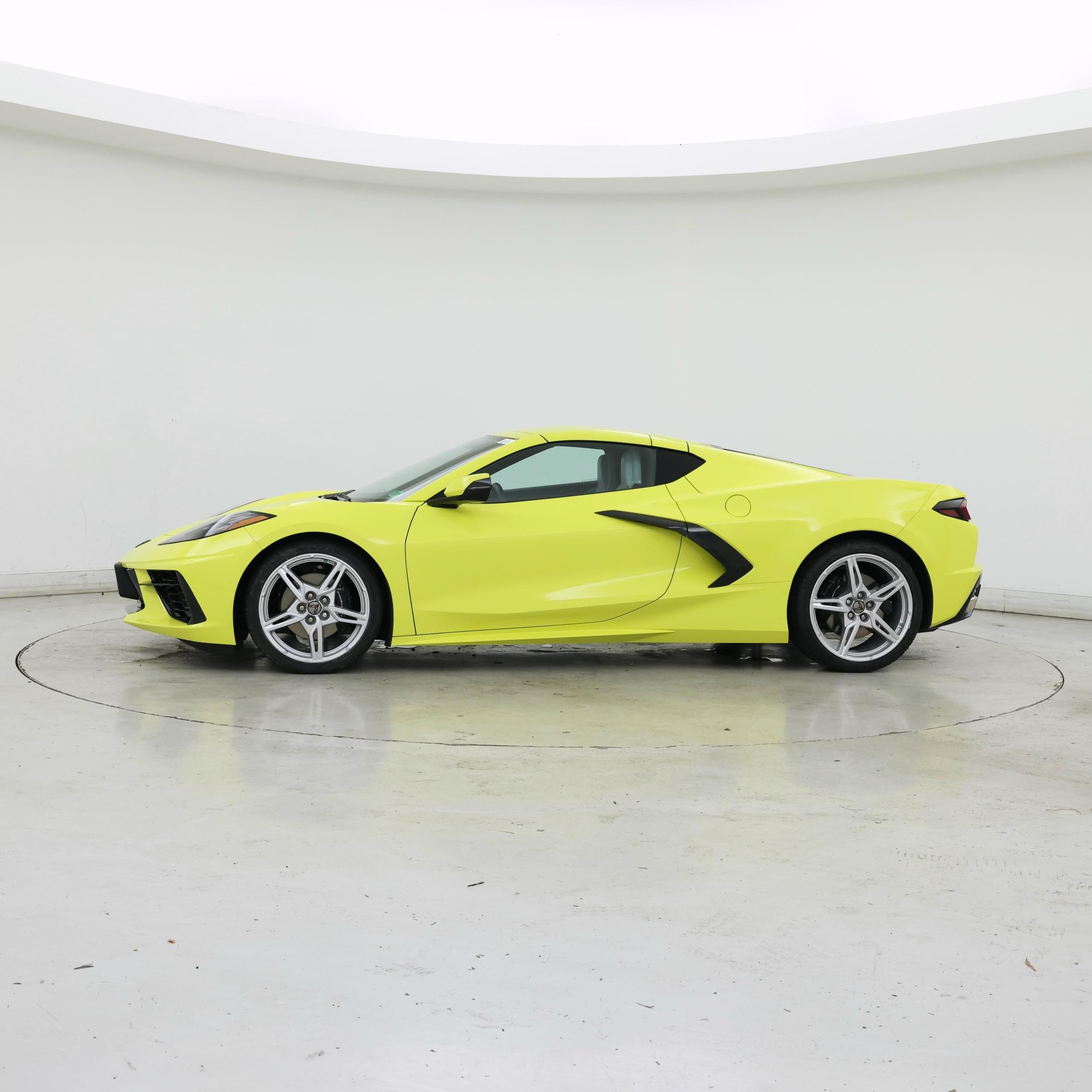 Thumbnail: 2021 Chevrolet Corvette - 3