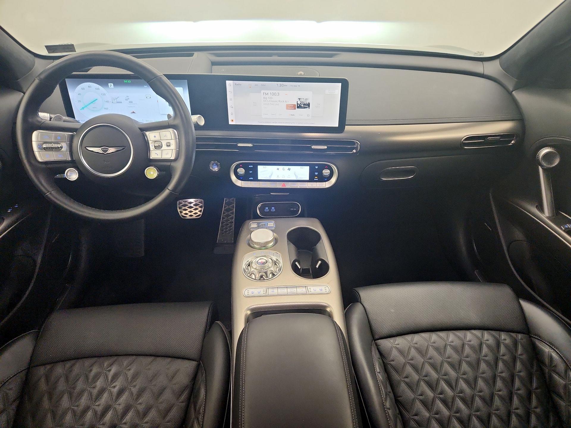 Thumbnail: 2023 Genesis GV60 - 9