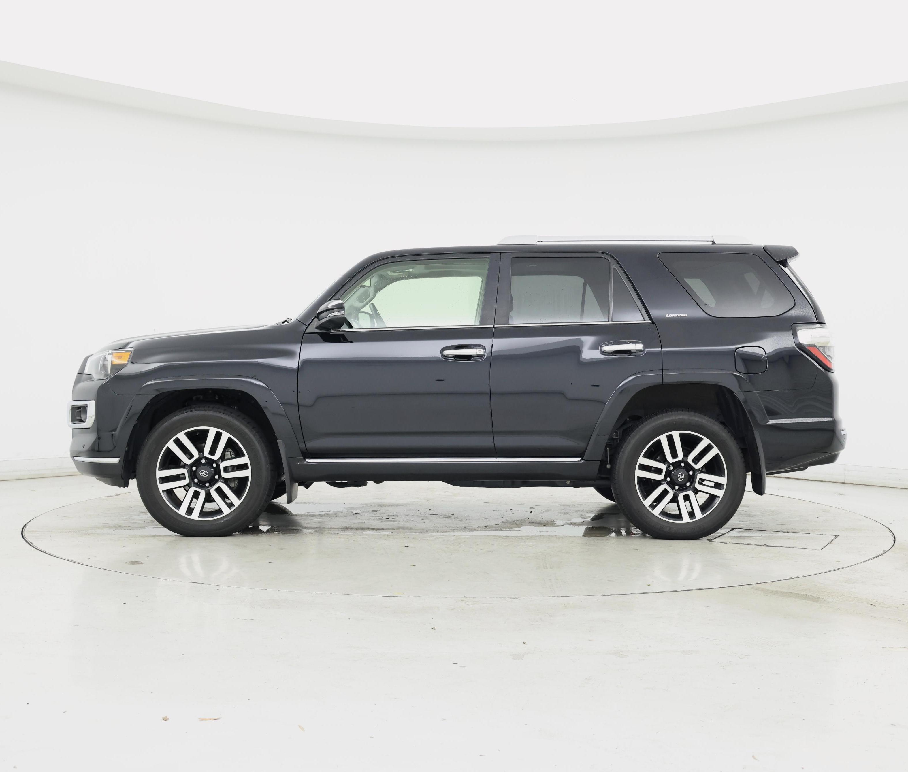 Thumbnail: 2023 Toyota 4Runner - 3