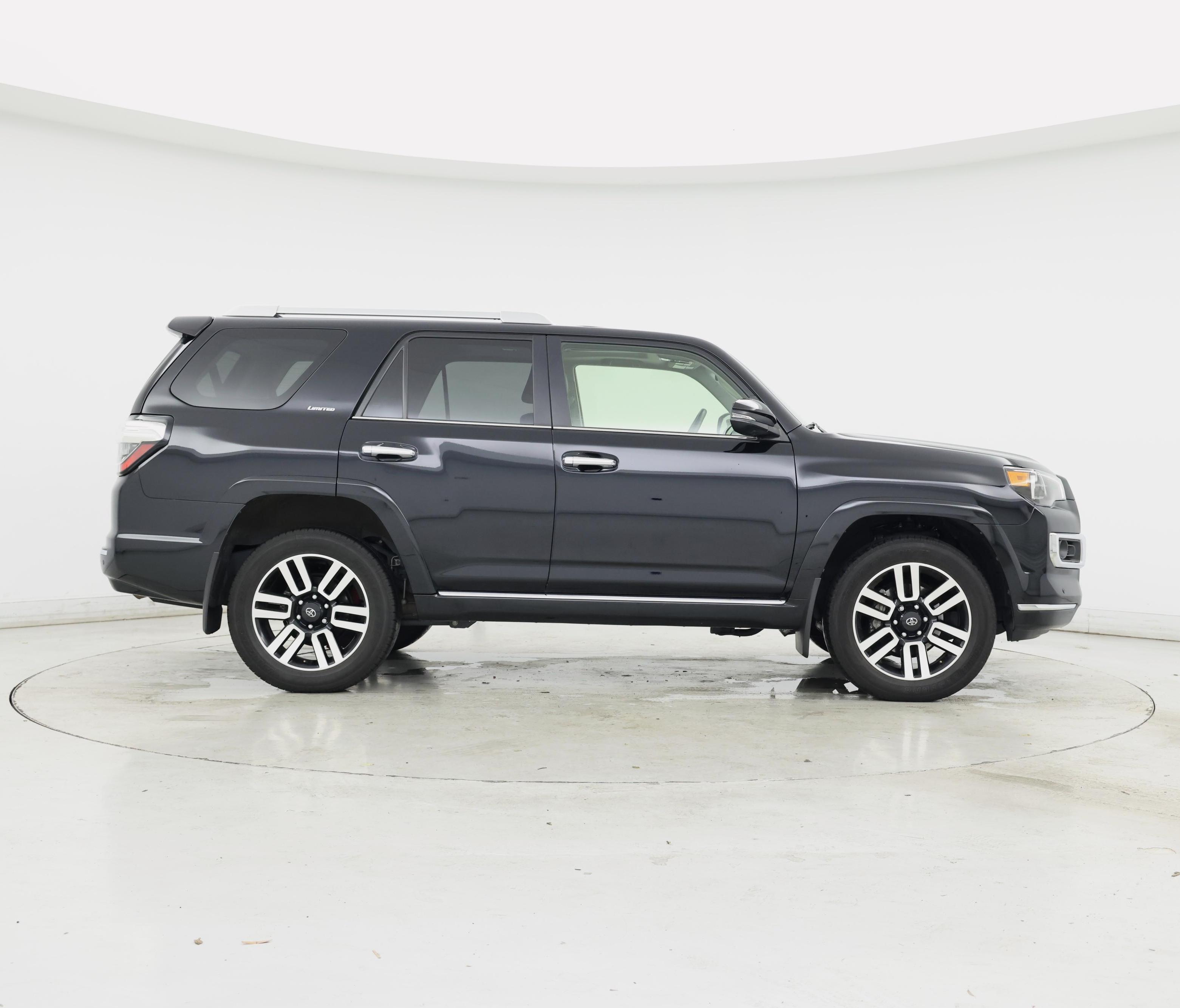 Thumbnail: 2023 Toyota 4Runner - 7