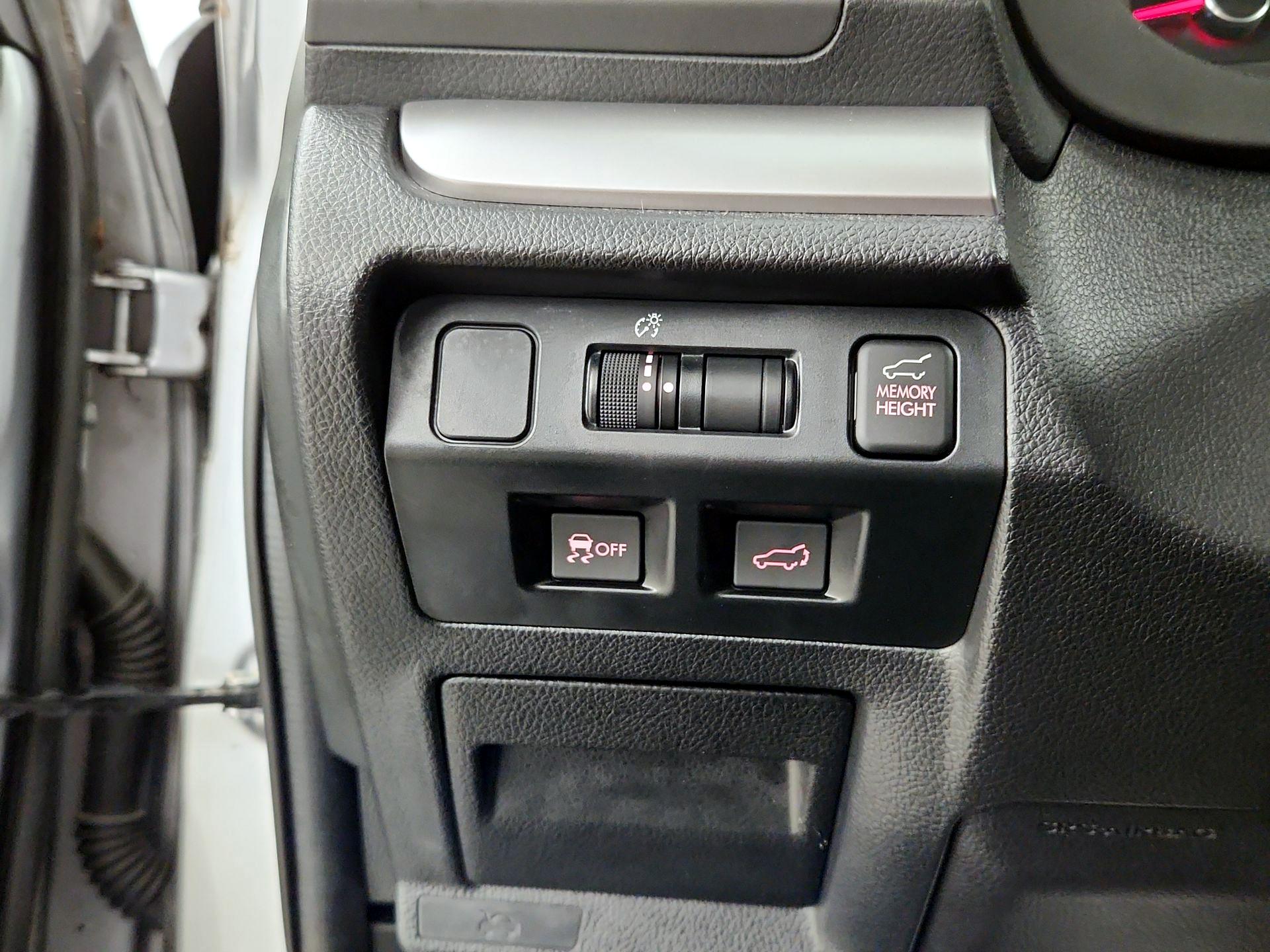 Thumbnail: 2016 Subaru Forester - 13