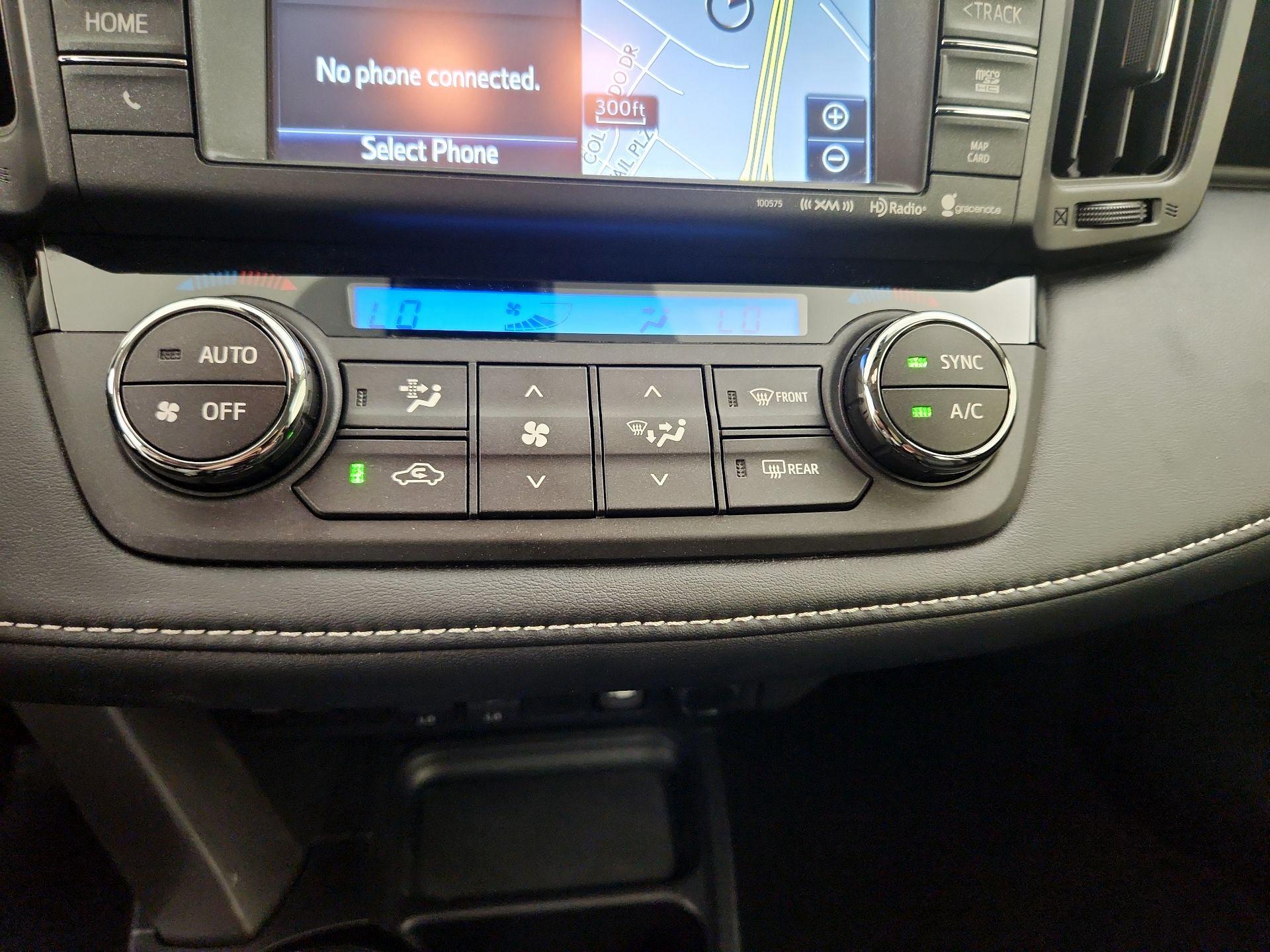 Thumbnail: 2016 Toyota RAV4 - 17