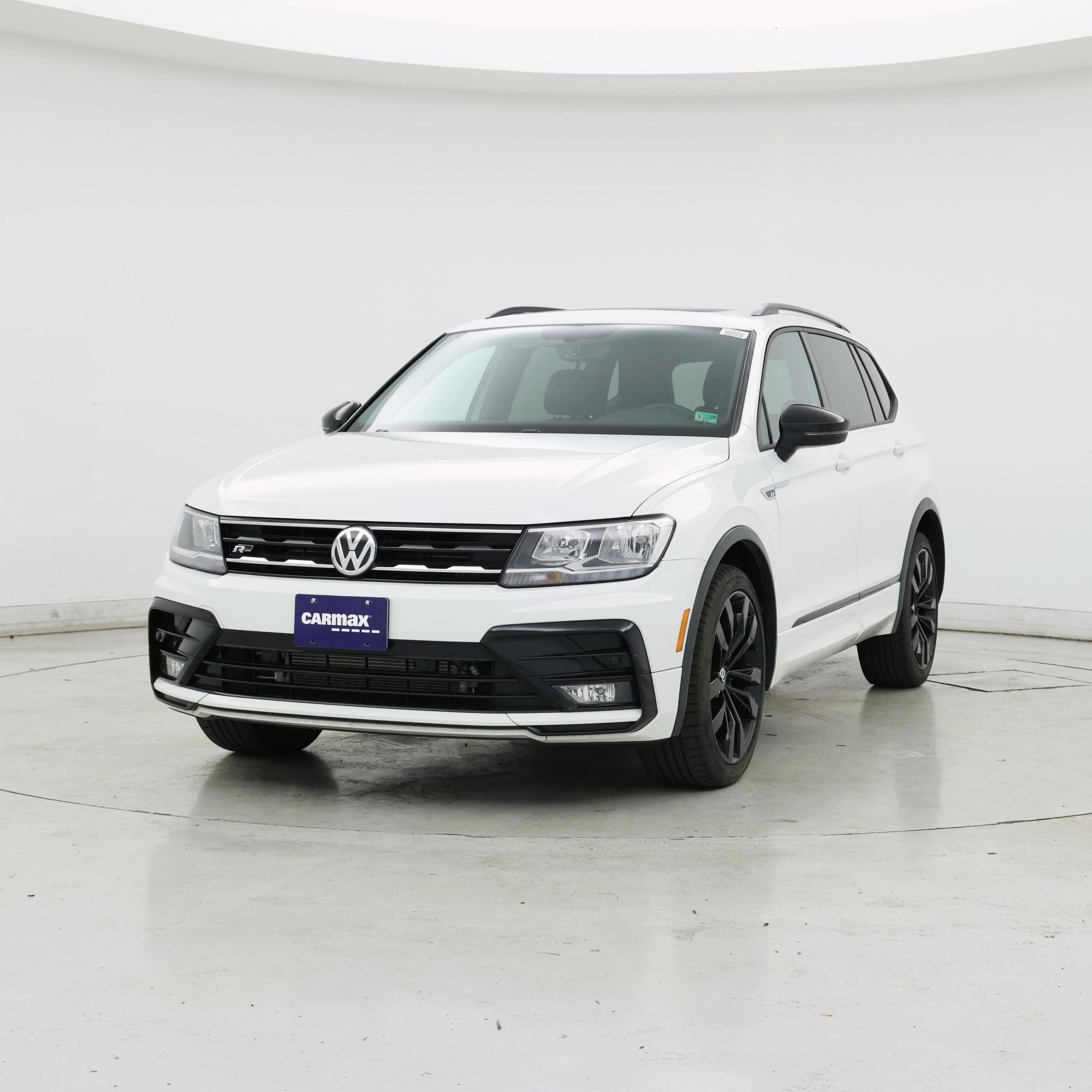 Thumbnail: 2021 Volkswagen Tiguan - 4