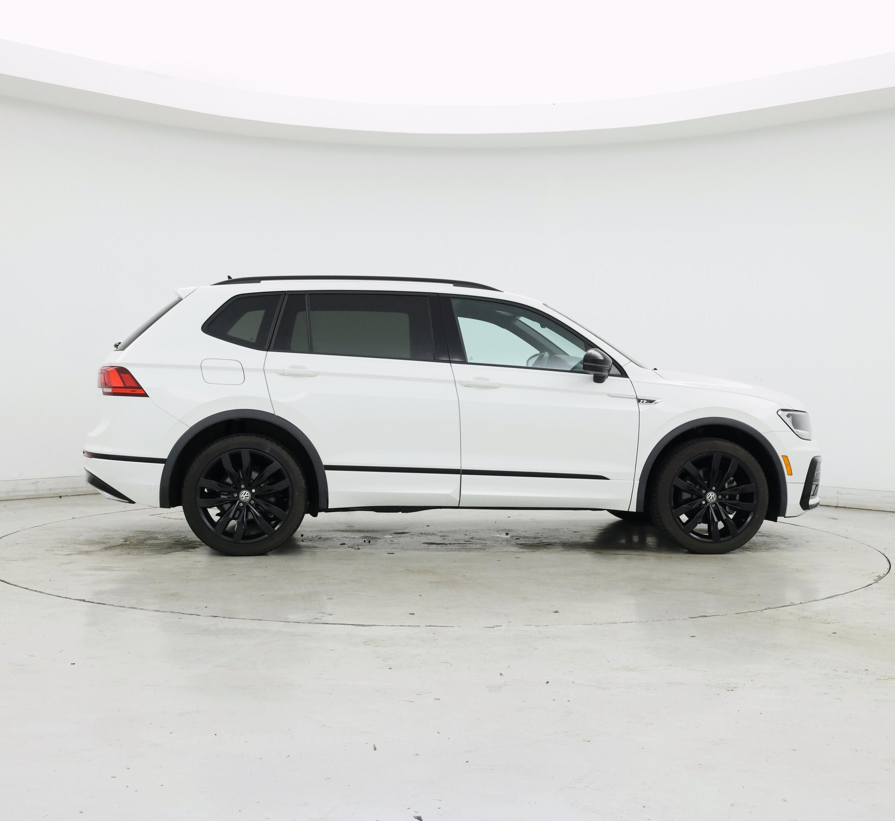 Thumbnail: 2021 Volkswagen Tiguan - 7