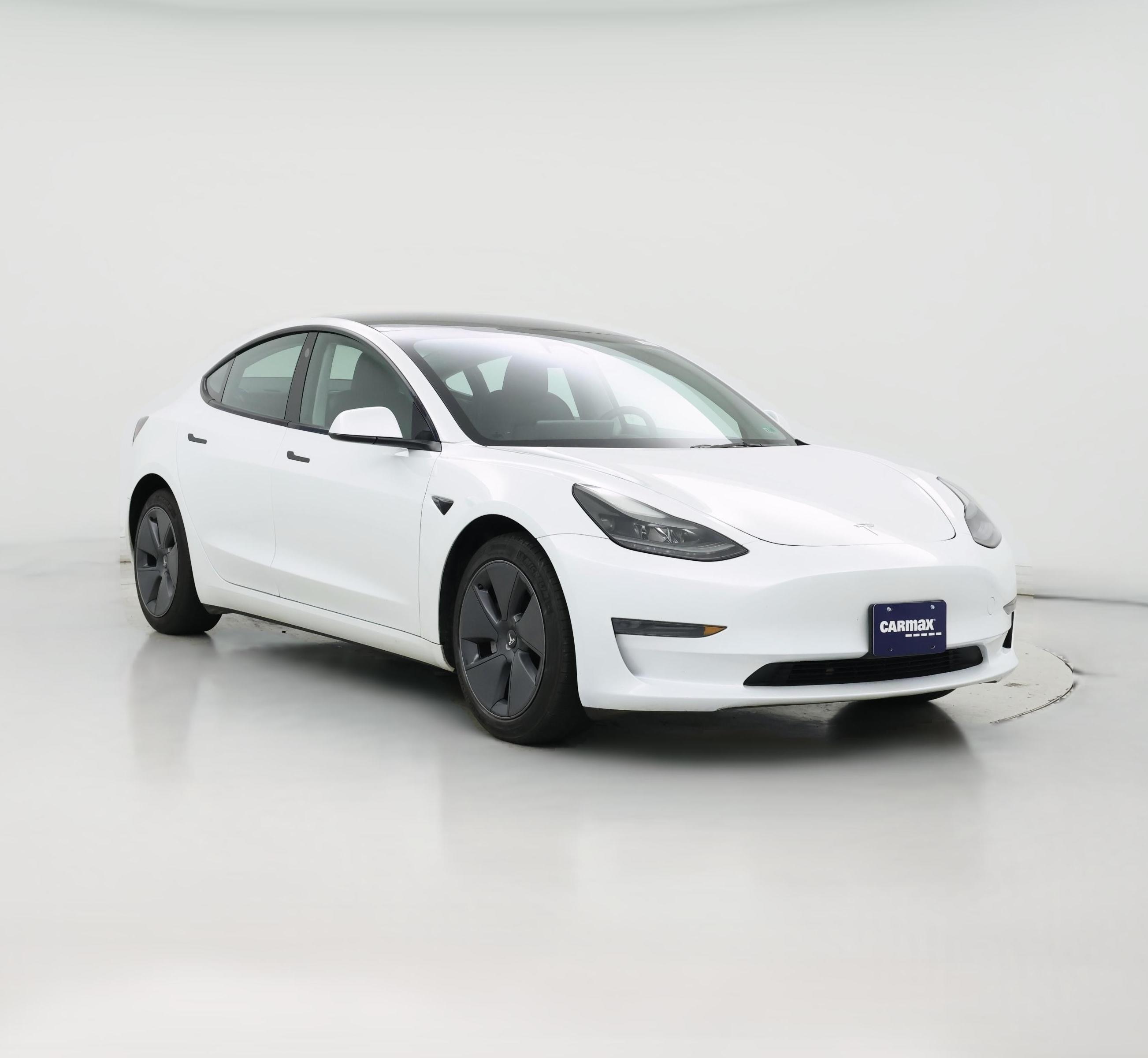 Thumbnail: 2023 Tesla Model 3 - 1