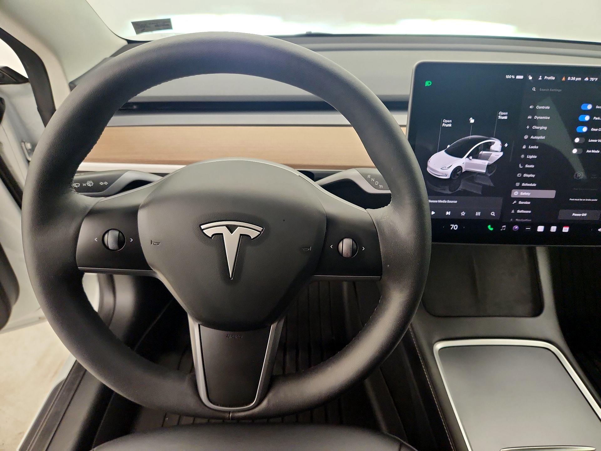 Thumbnail: 2023 Tesla Model 3 - 10