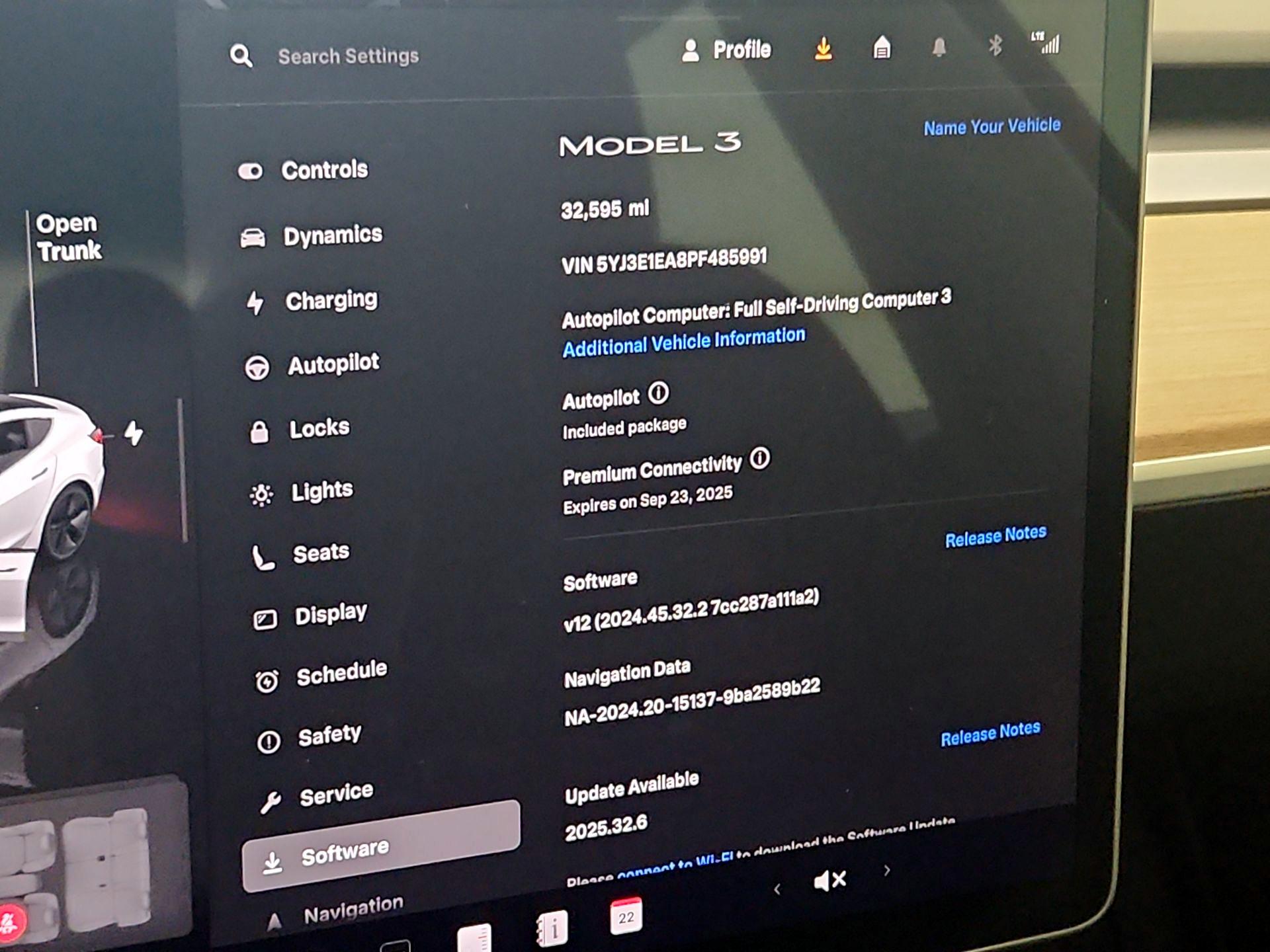 Thumbnail: 2023 Tesla Model 3 - 13
