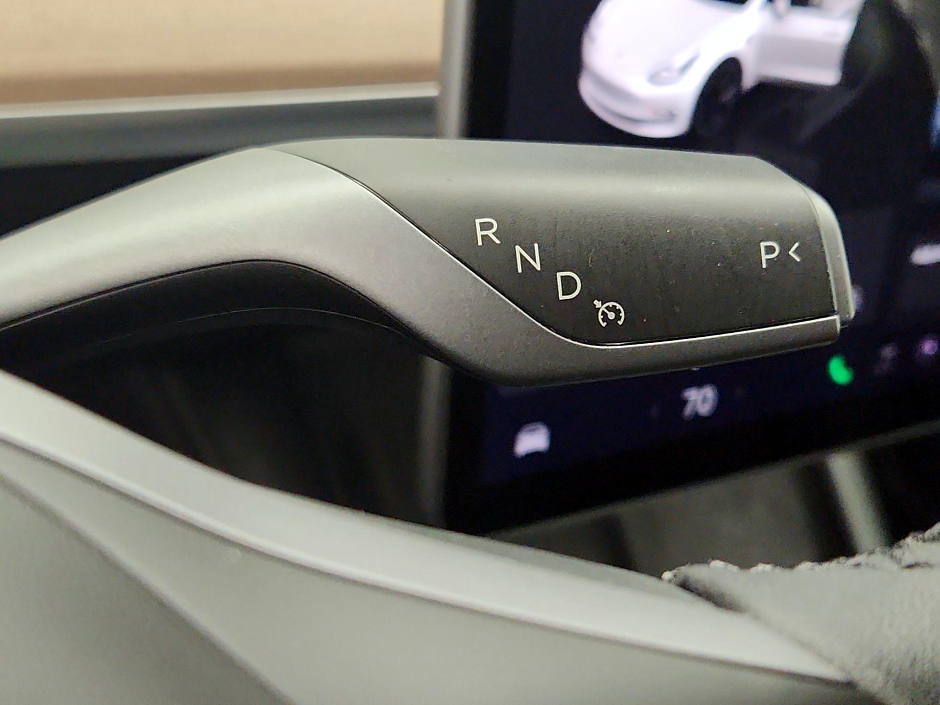 Thumbnail: 2023 Tesla Model 3 - 17
