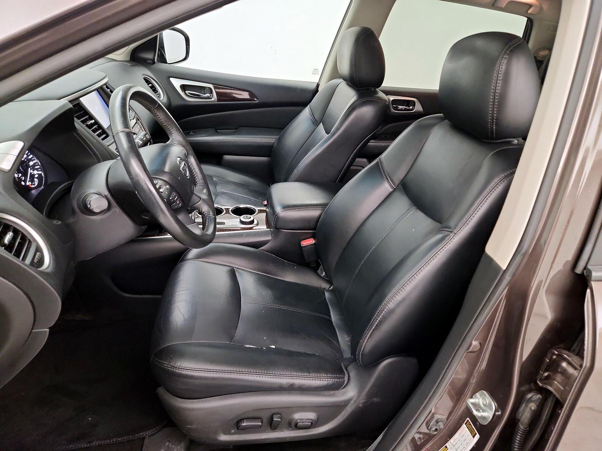 Thumbnail: 2015 Nissan Pathfinder - 11