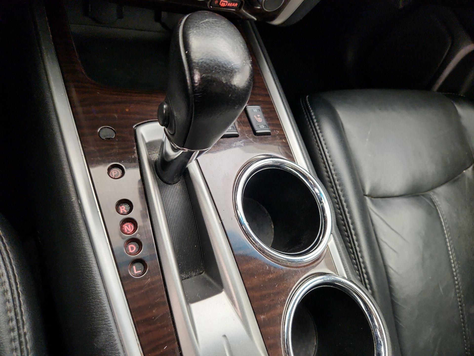 Thumbnail: 2015 Nissan Pathfinder - 18