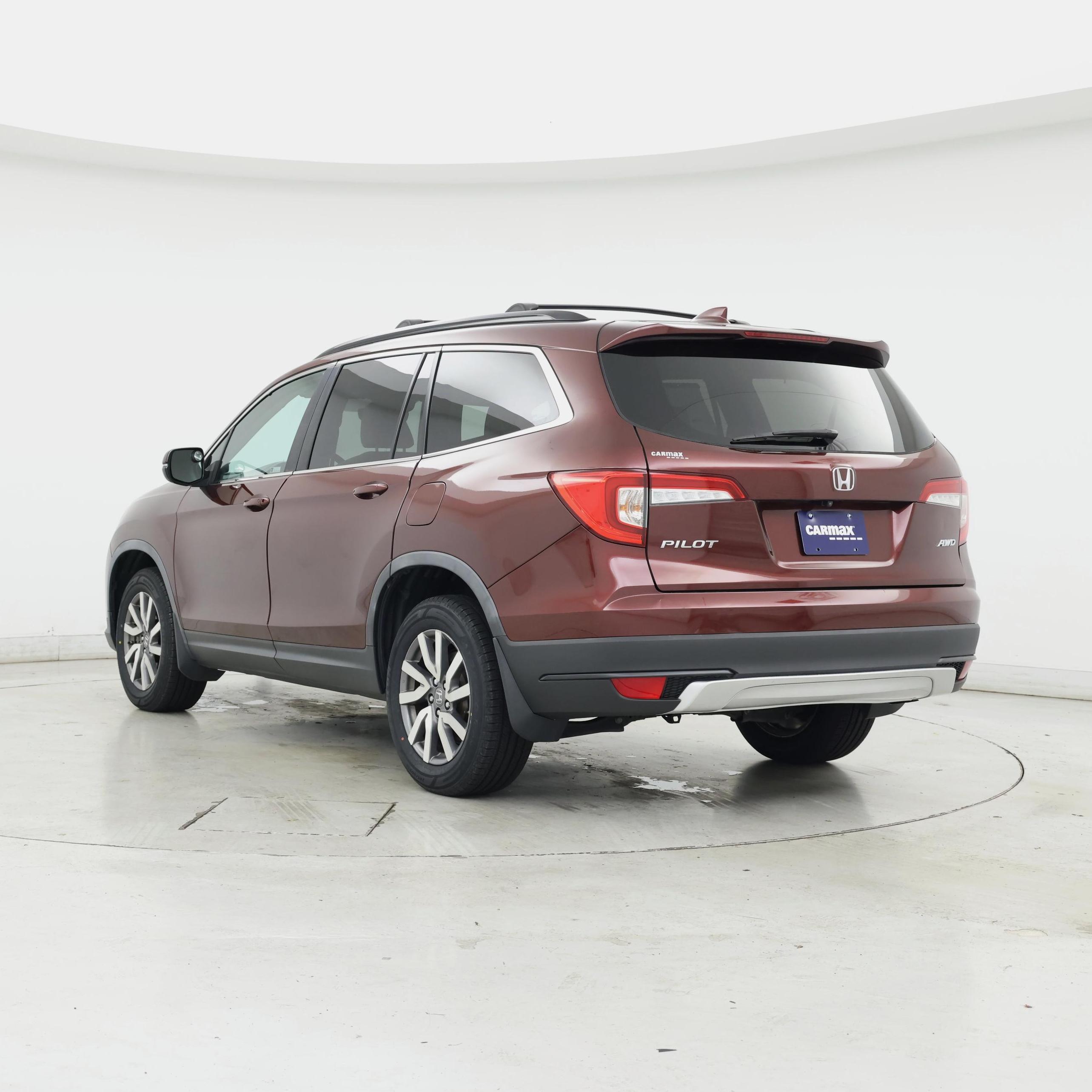 Thumbnail: 2019 Honda Pilot - 2