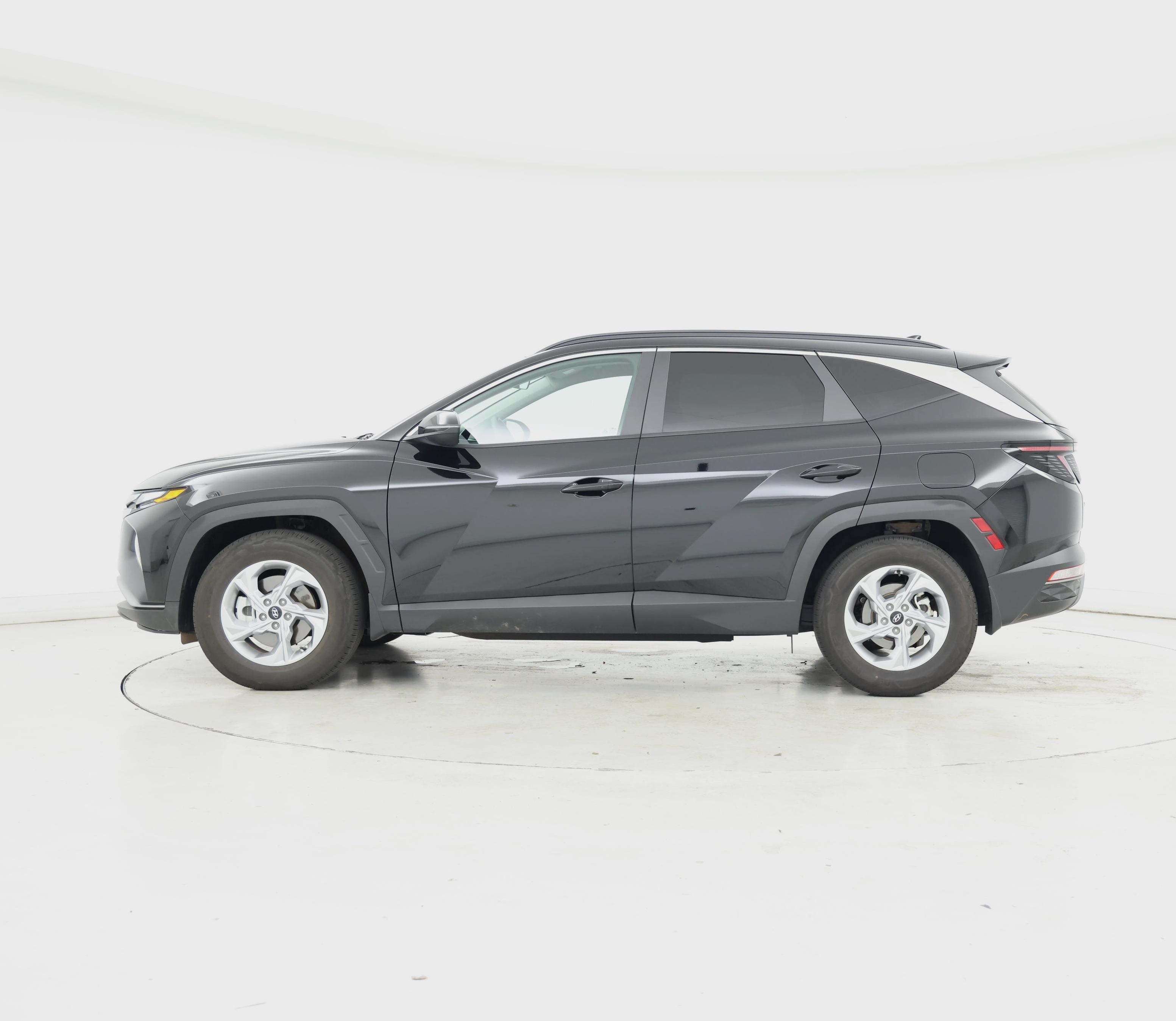 Thumbnail: 2022 Hyundai Tucson - 3