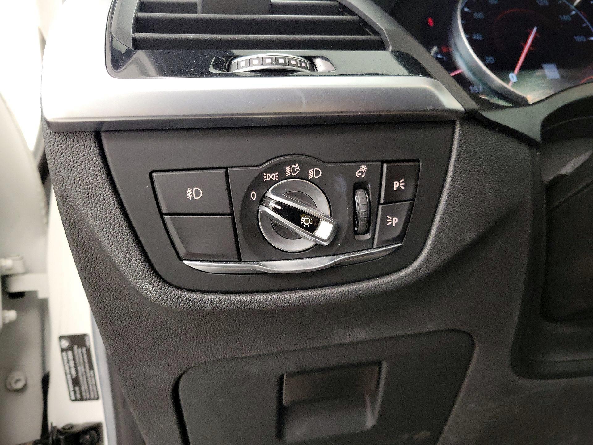 Thumbnail: 2019 BMW X3 - 13