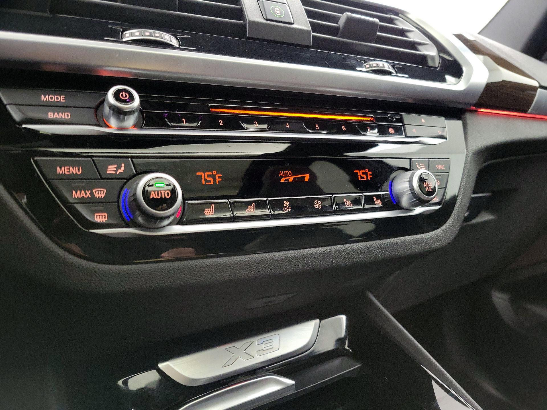 Thumbnail: 2019 BMW X3 - 16