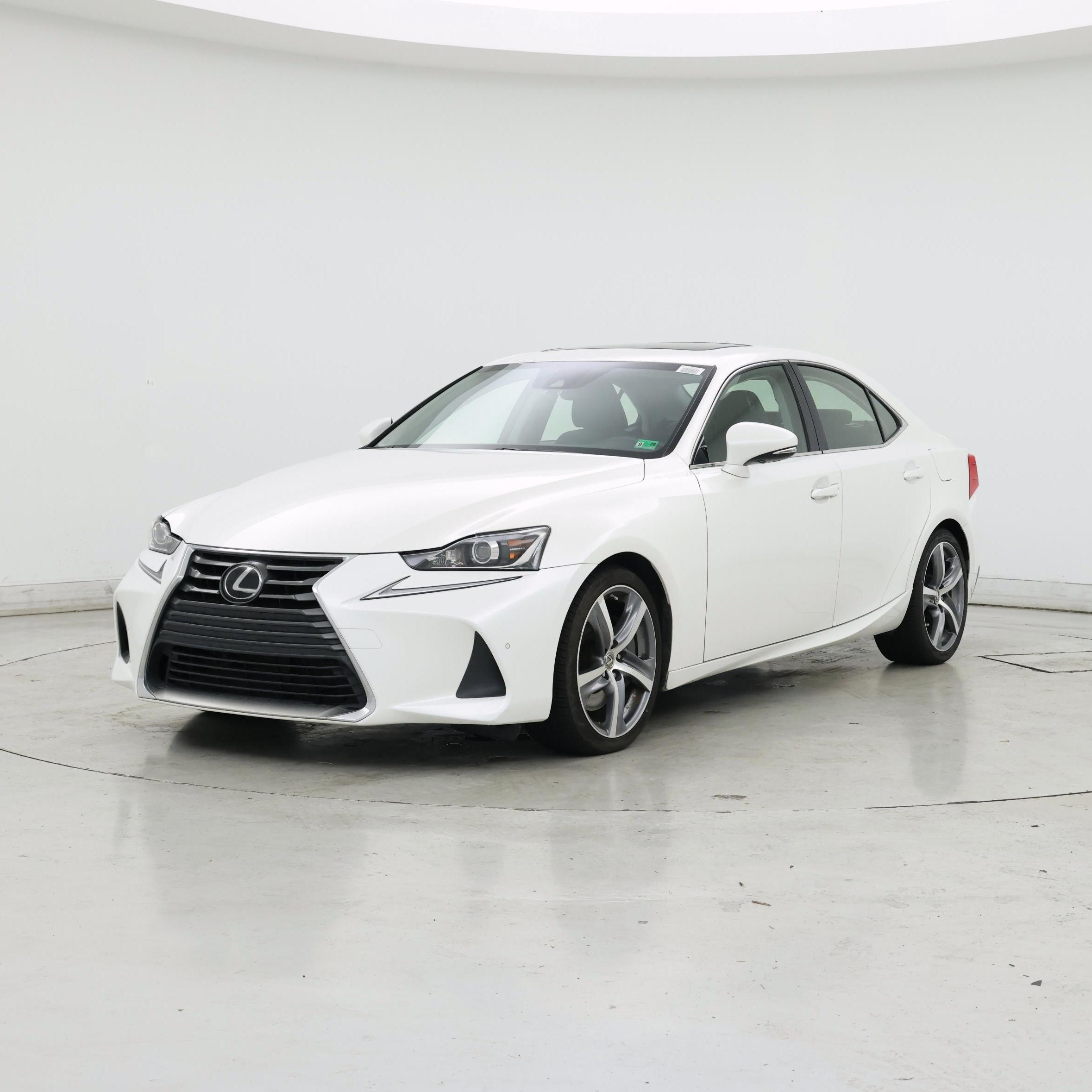 Thumbnail: 2017 Lexus IS - 4