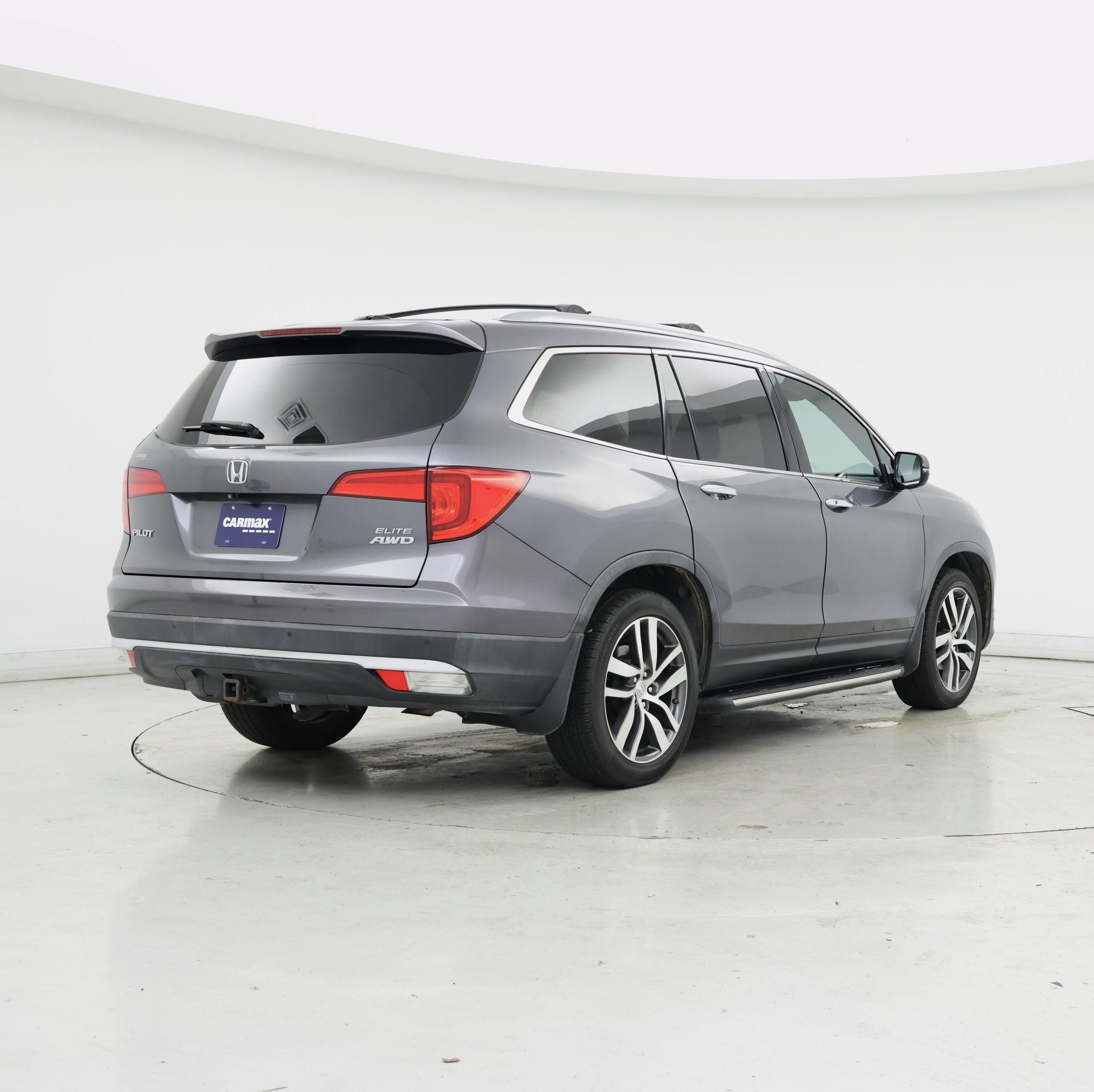 Thumbnail: 2016 Honda Pilot - 8