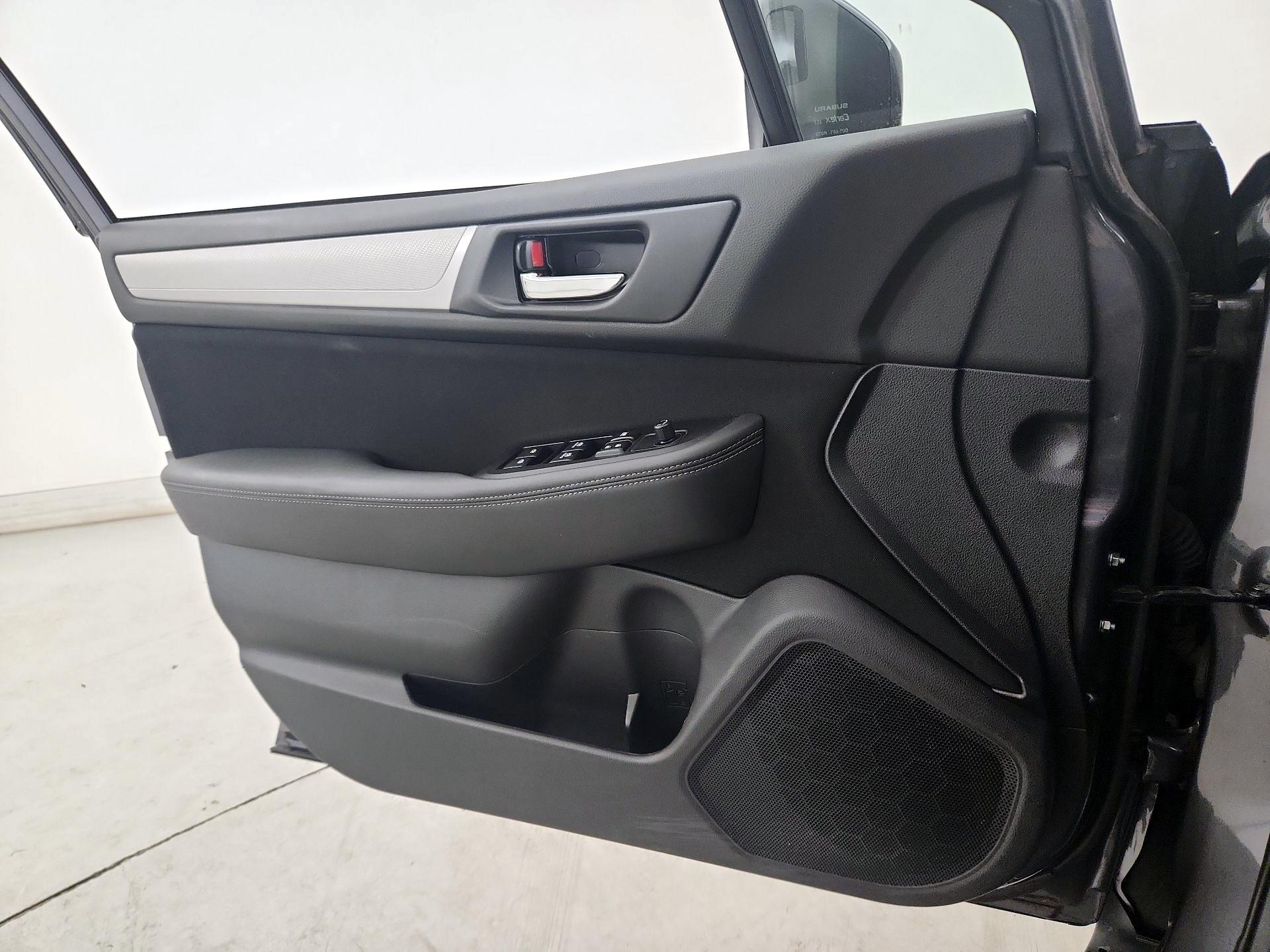 Thumbnail: 2018 Subaru Outback - 12