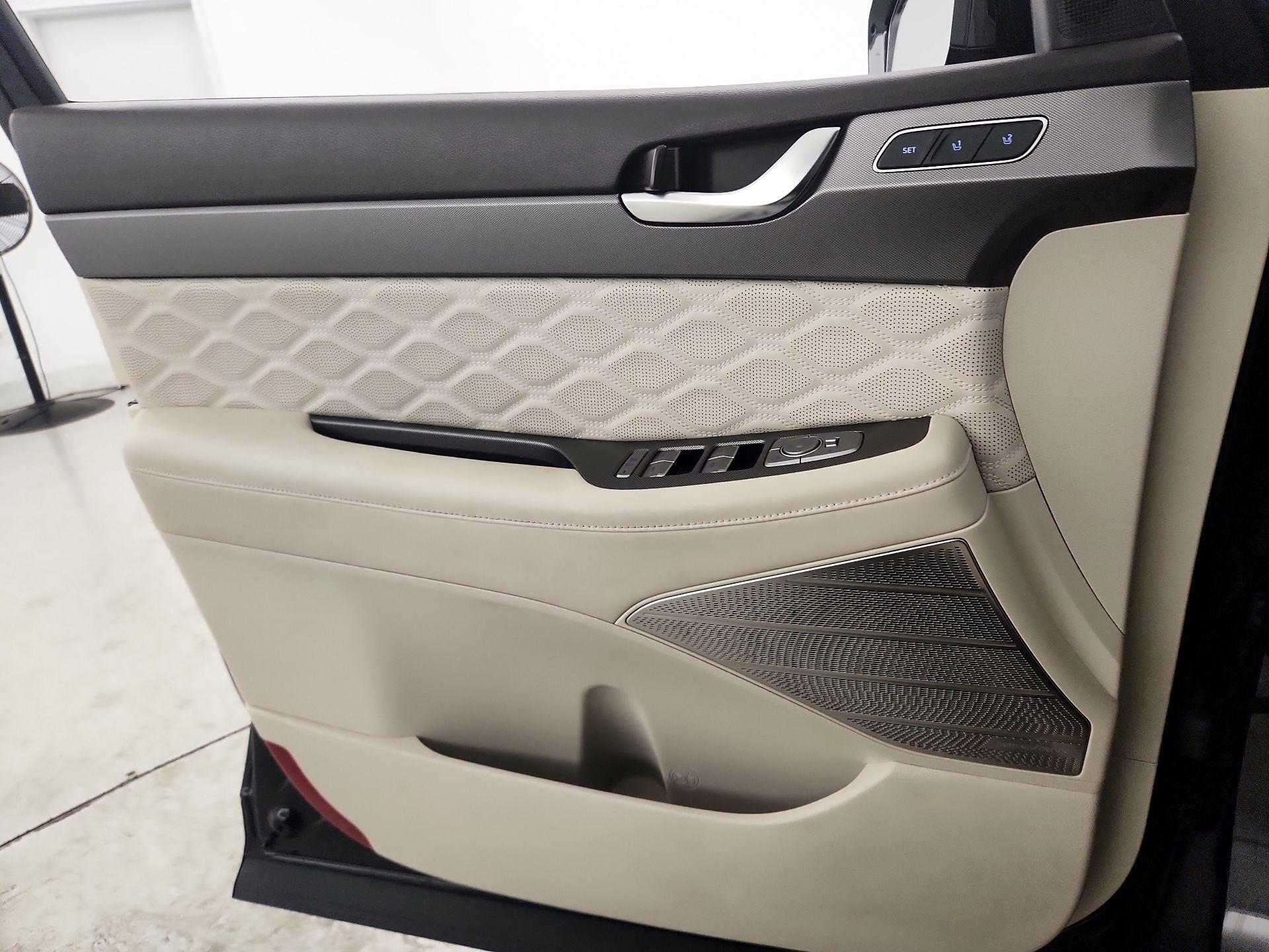 Thumbnail: 2021 Hyundai Palisade - 12