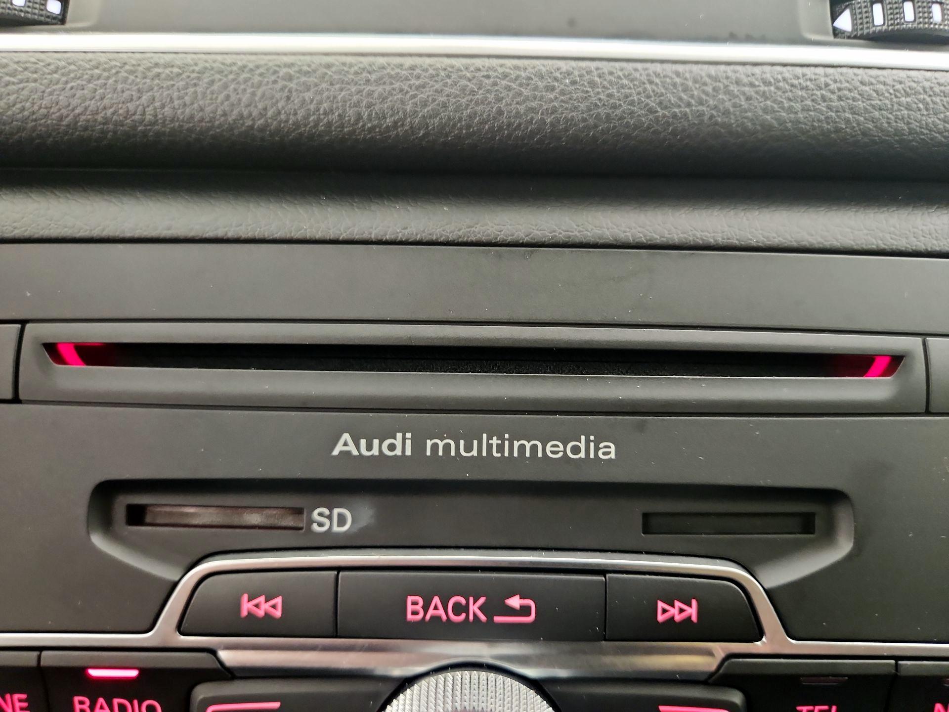 Thumbnail: 2015 Audi Q3 - 17