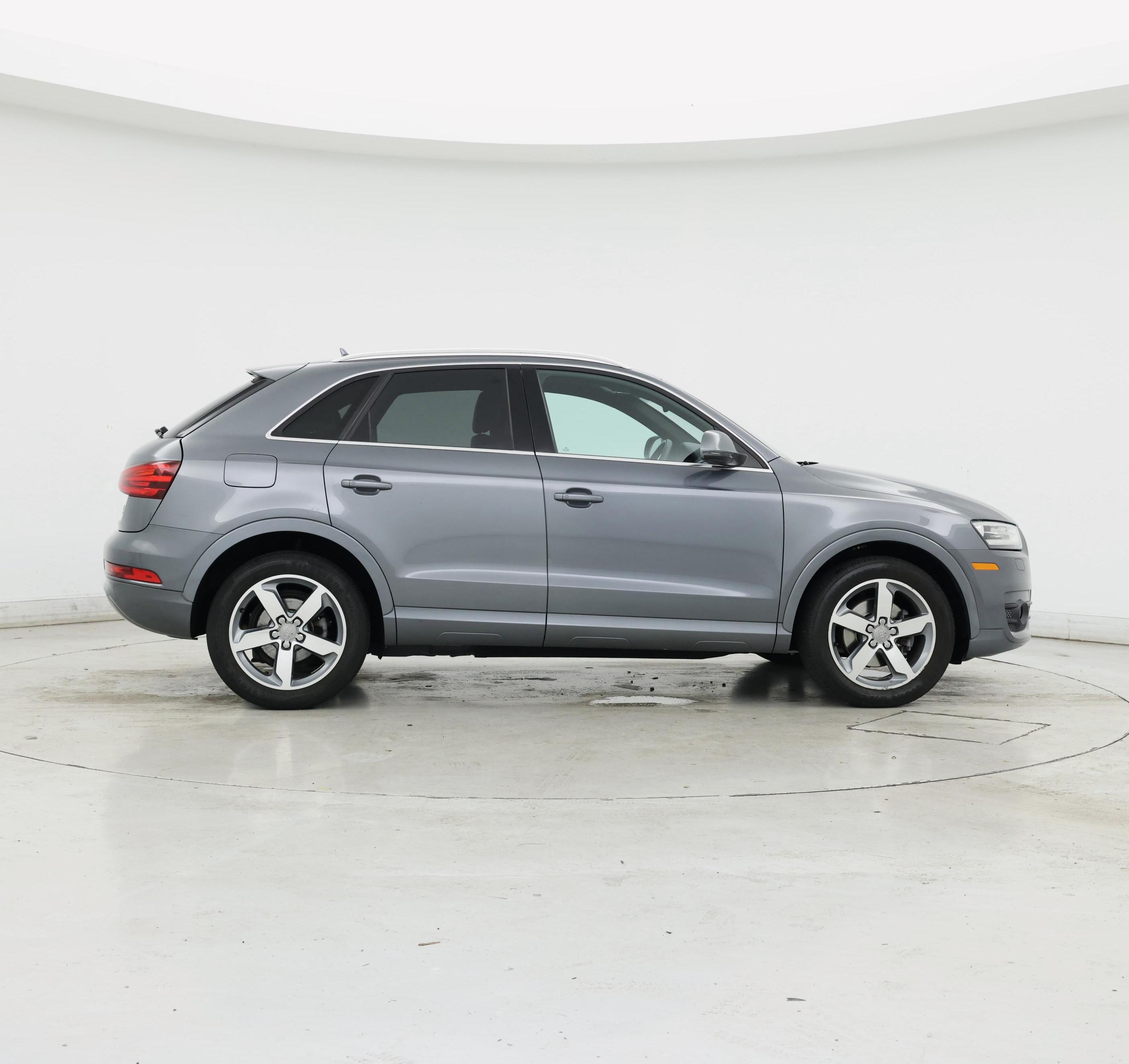 Thumbnail: 2015 Audi Q3 - 7