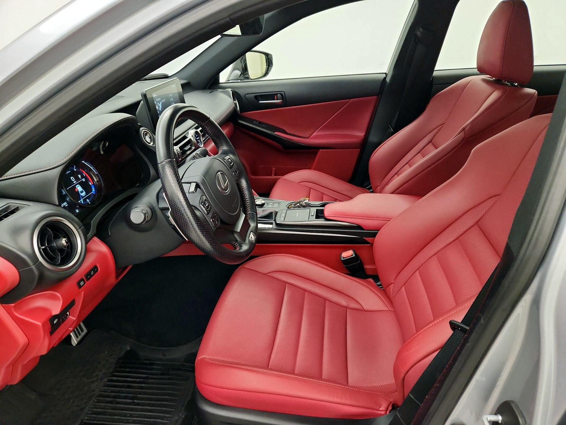 Thumbnail: 2022 Lexus IS - 11