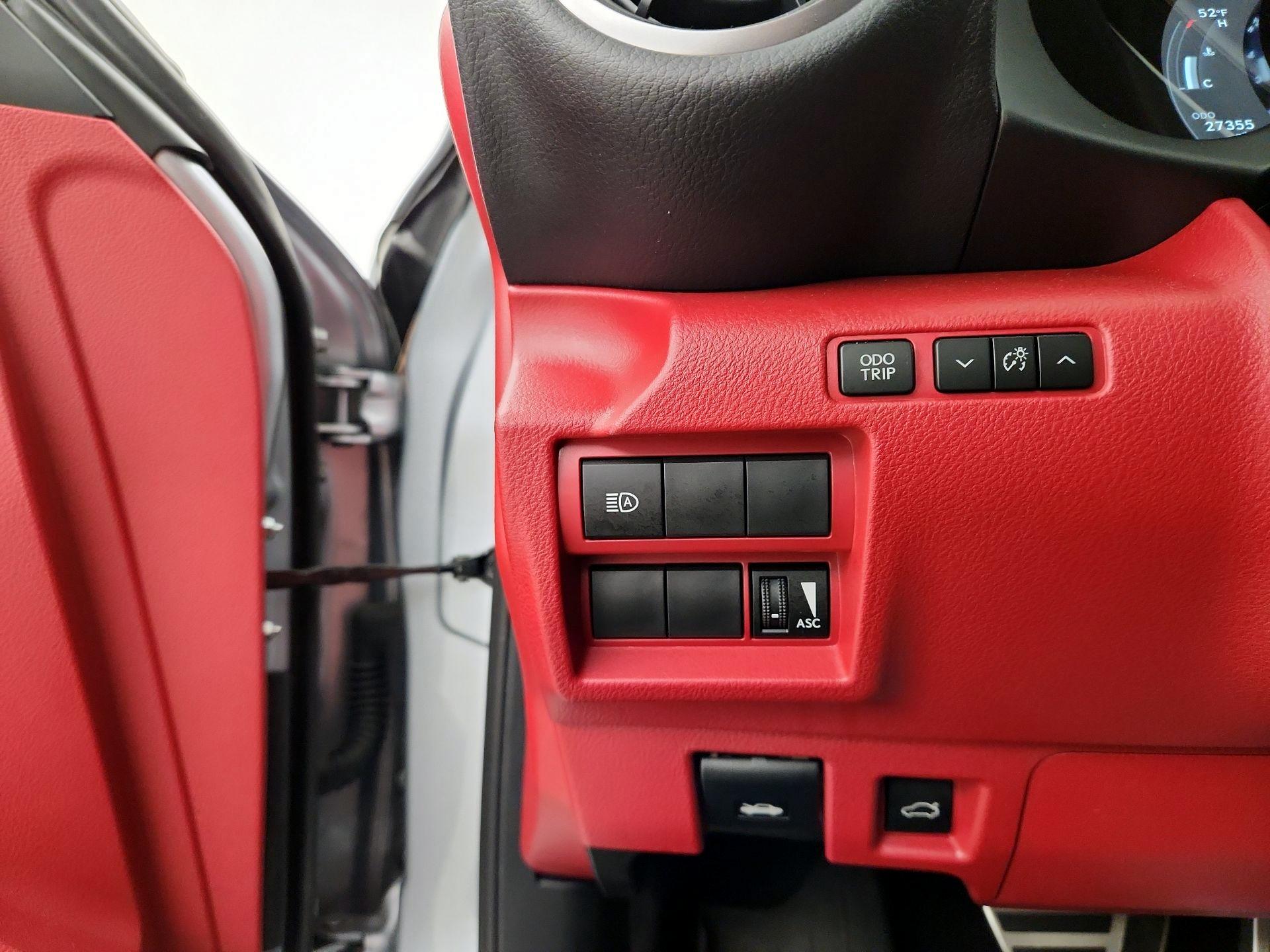 Thumbnail: 2022 Lexus IS - 13