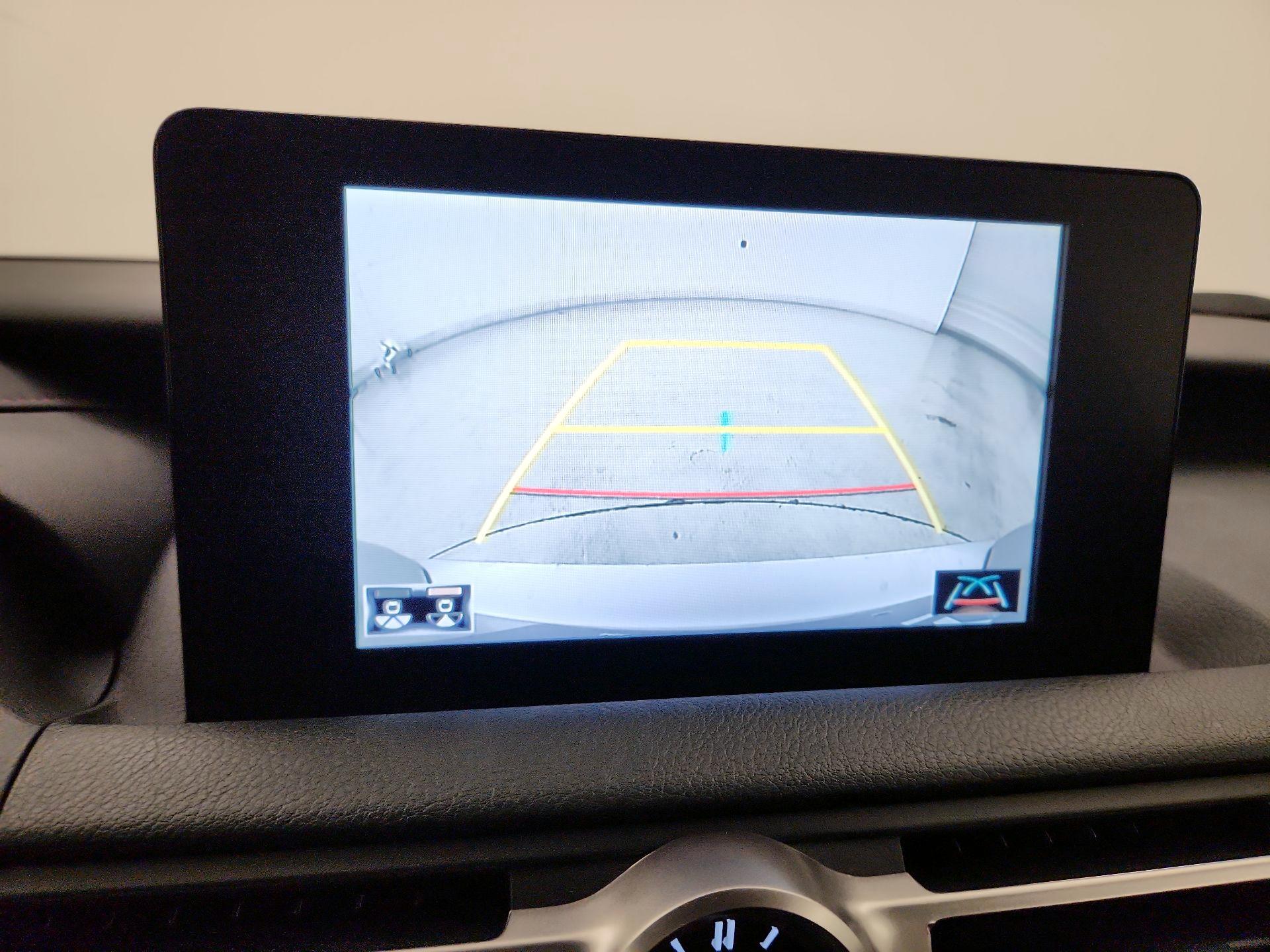 Thumbnail: 2022 Lexus IS - 14