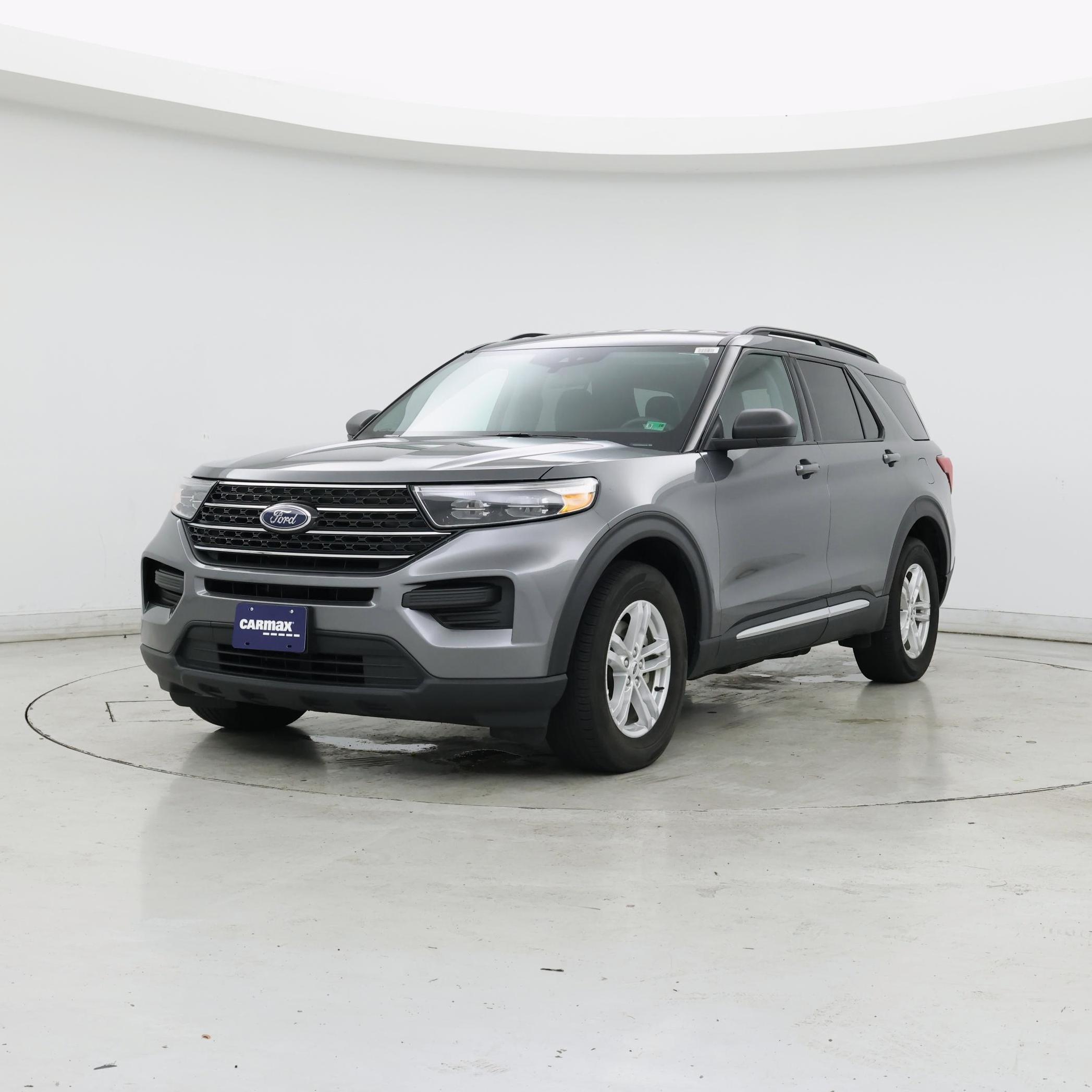 Thumbnail: 2022 Ford Explorer - 4