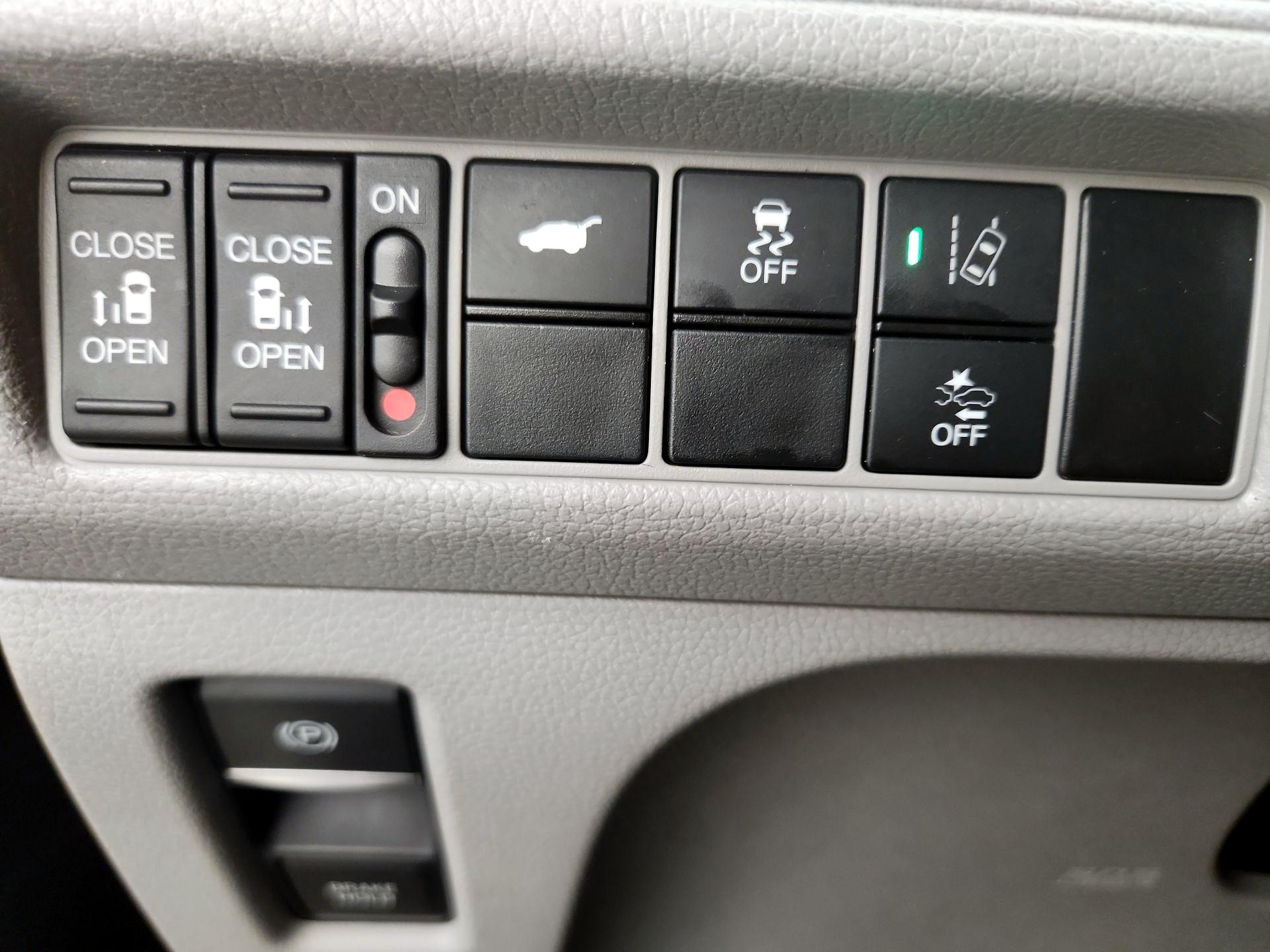 Thumbnail: 2019 Honda Odyssey - 13