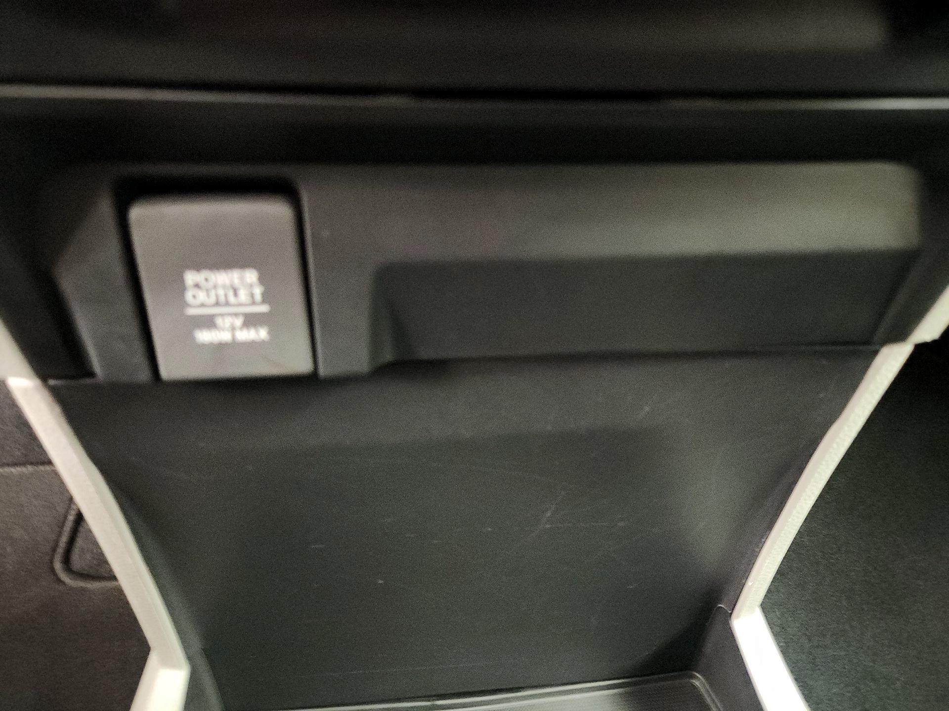 Thumbnail: 2019 Honda Odyssey - 18