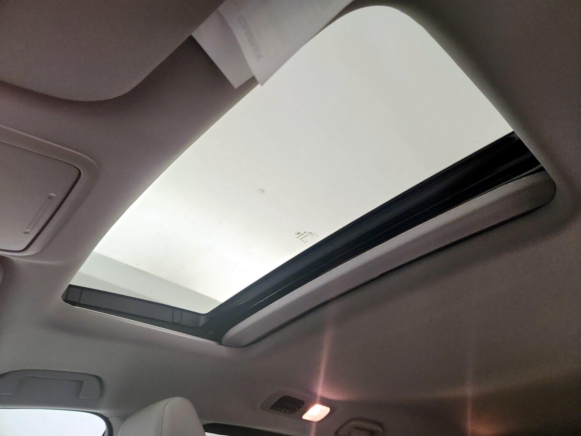 Thumbnail: 2019 Honda Odyssey - 19