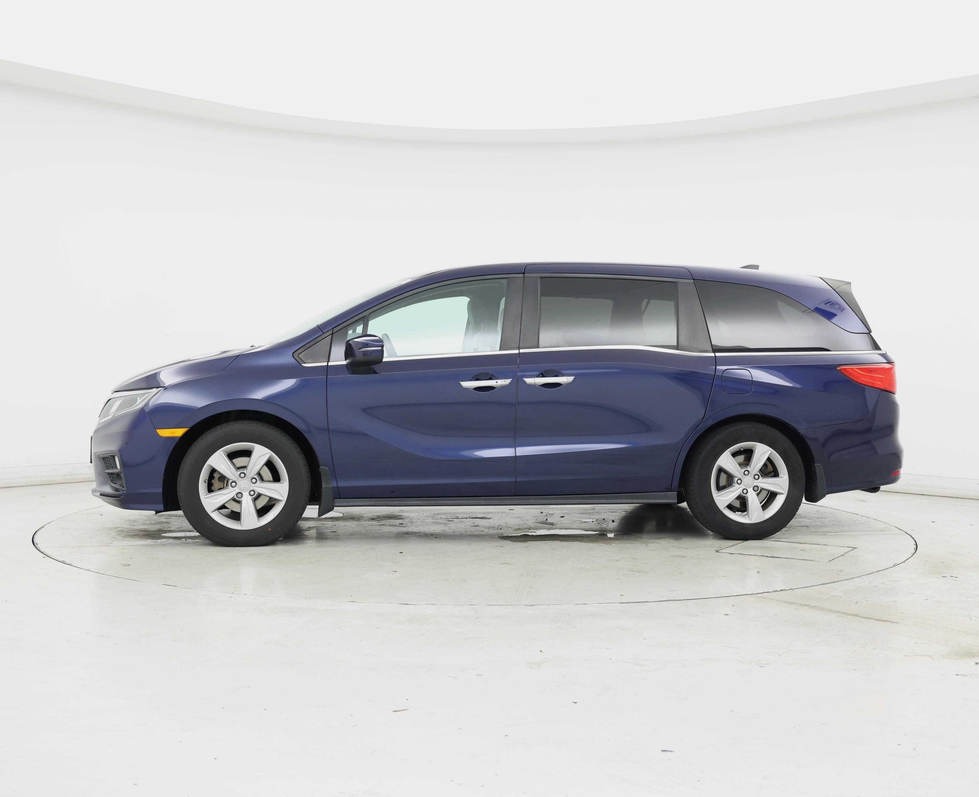 Thumbnail: 2019 Honda Odyssey - 3