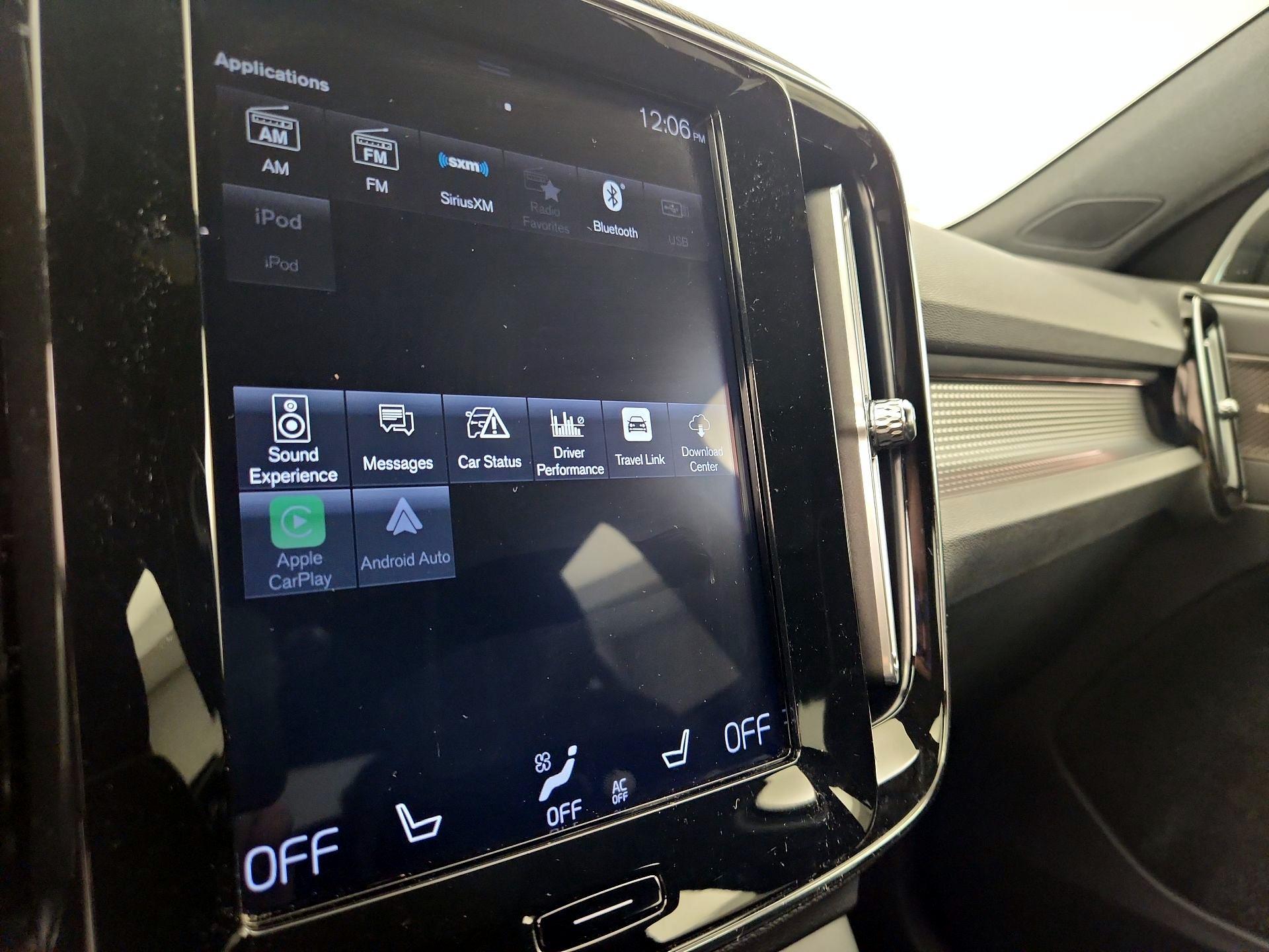 Thumbnail: 2020 Volvo XC40 - 15