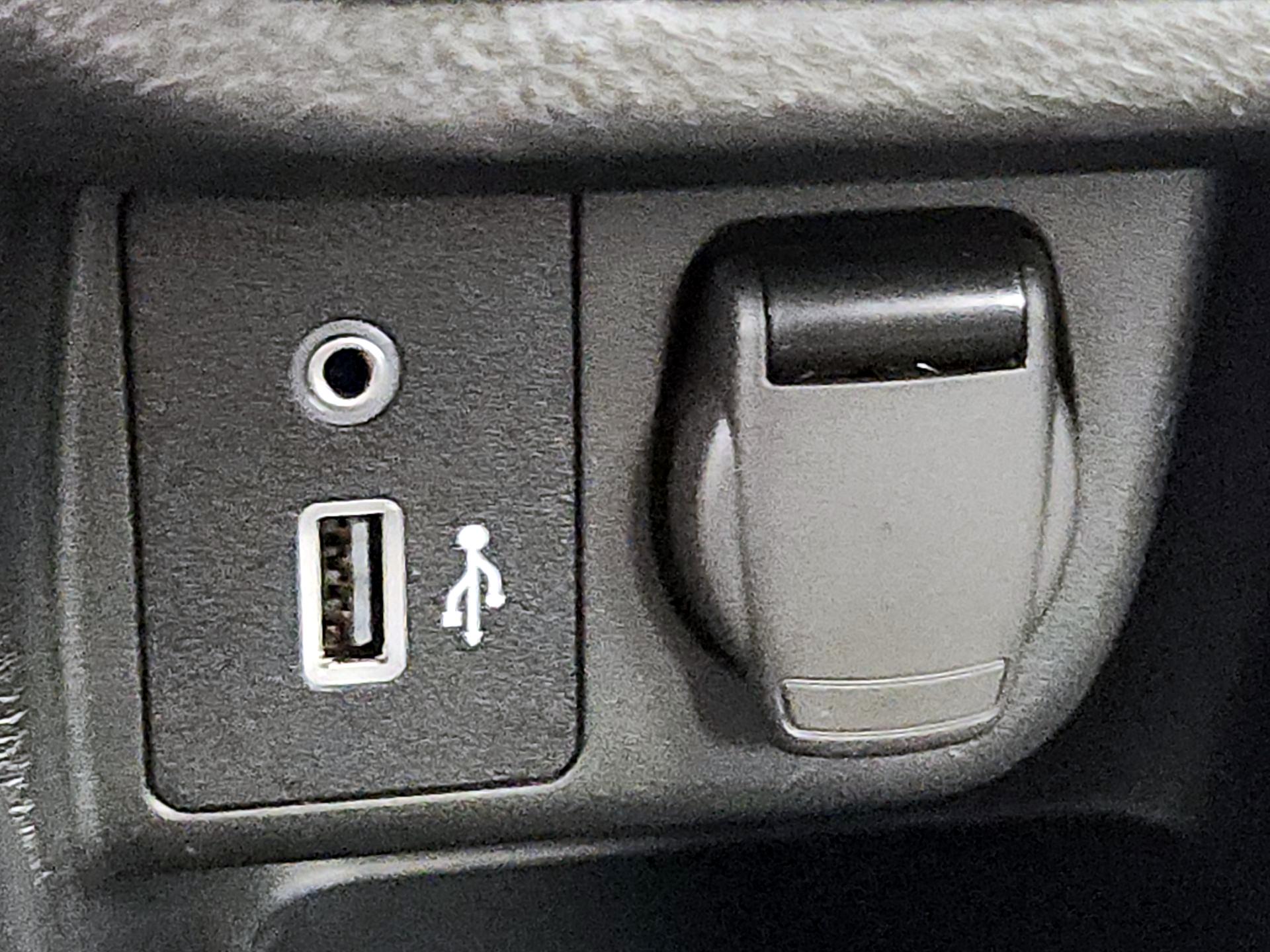 Thumbnail: 2022 Nissan Versa - 18