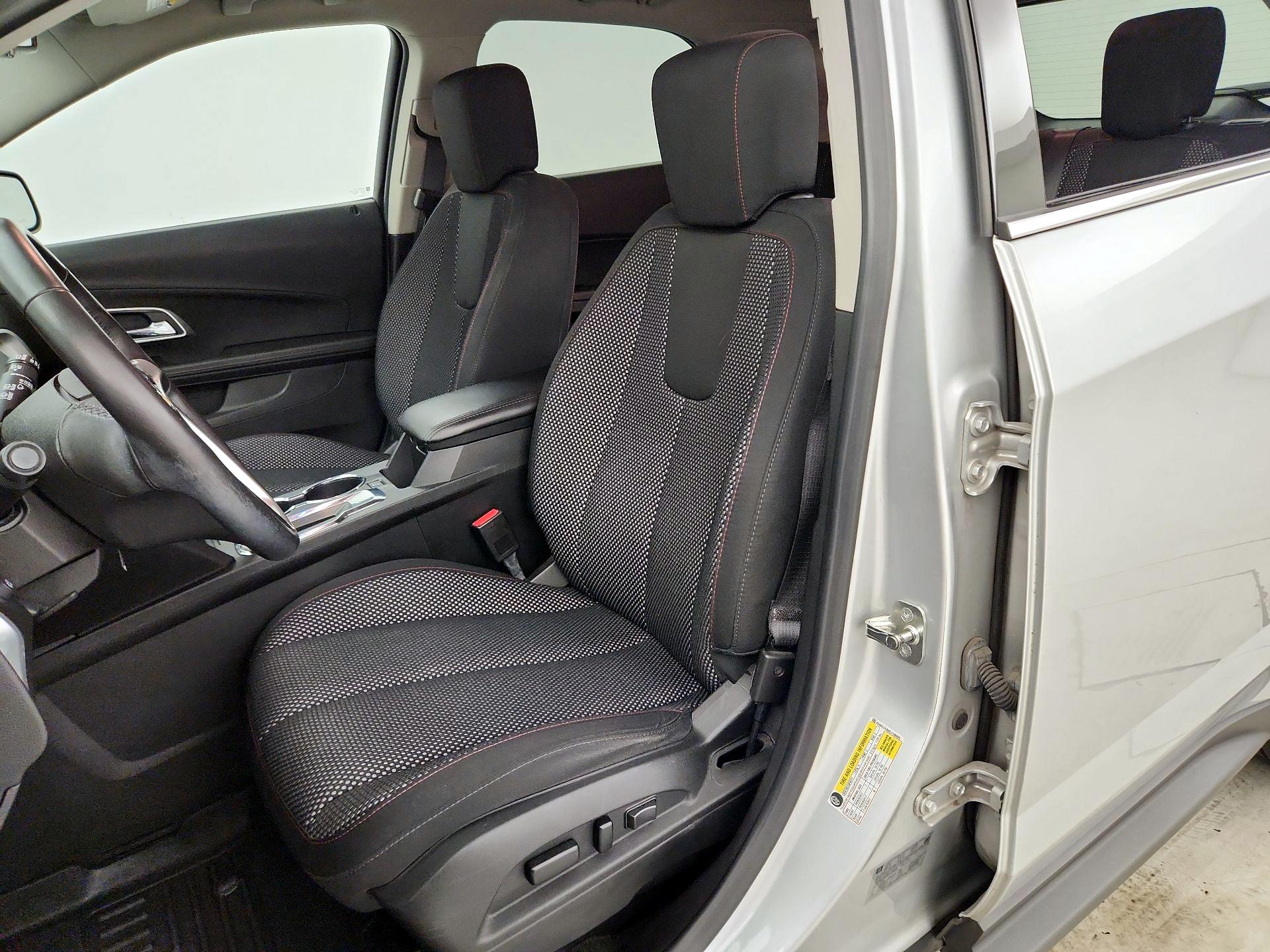 Thumbnail: 2016 Chevrolet Equinox - 11
